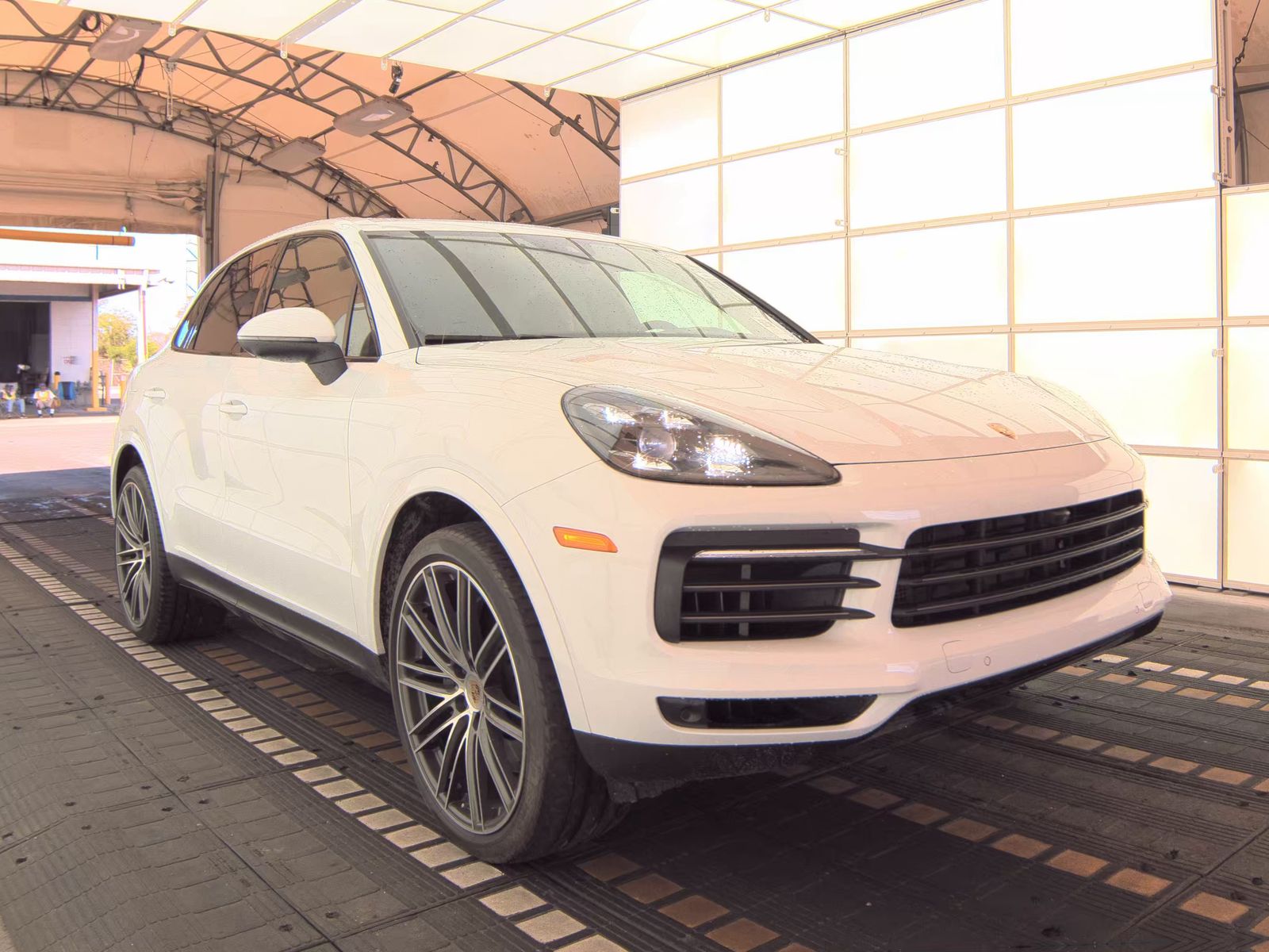 PORSCHE CAYENNE - 4