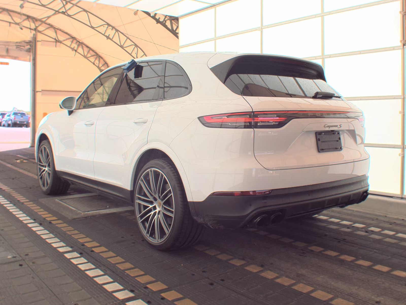 PORSCHE CAYENNE - 7