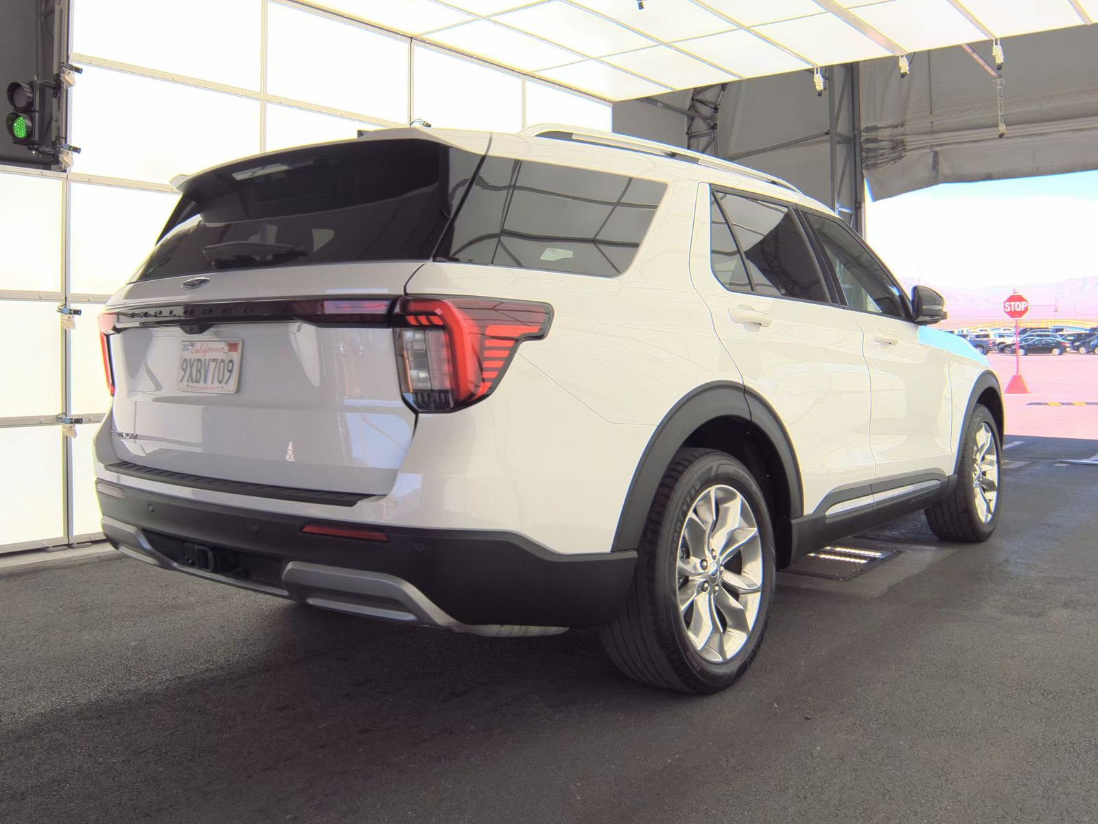 FORD EXPLORER - 5