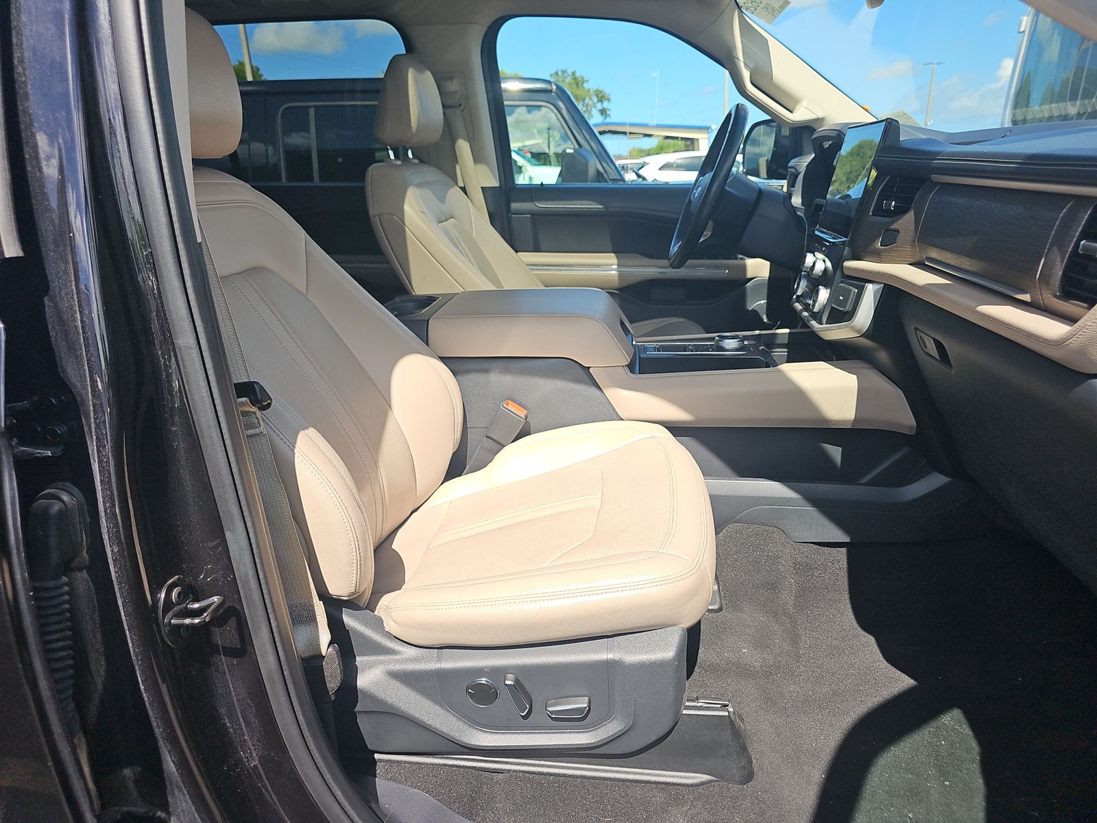 FORD EXPEDITION MAX - 9