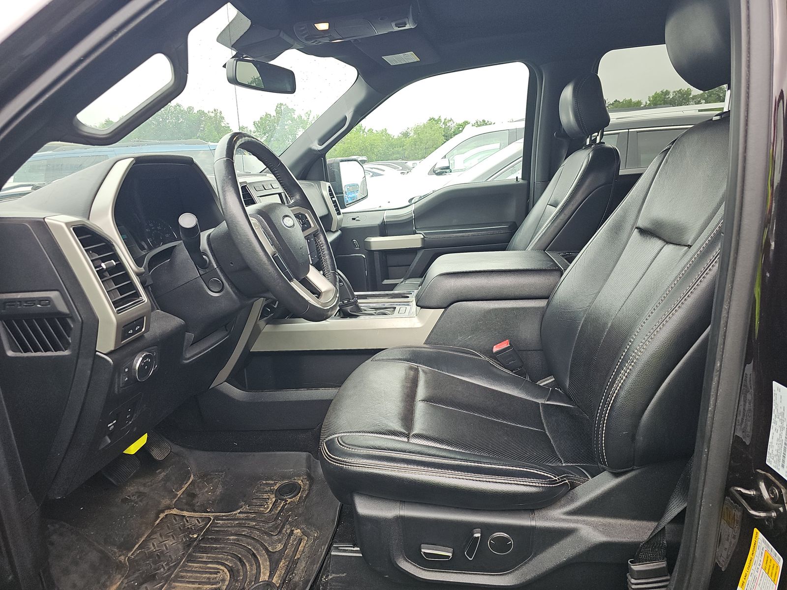 FORD F-150 - 8