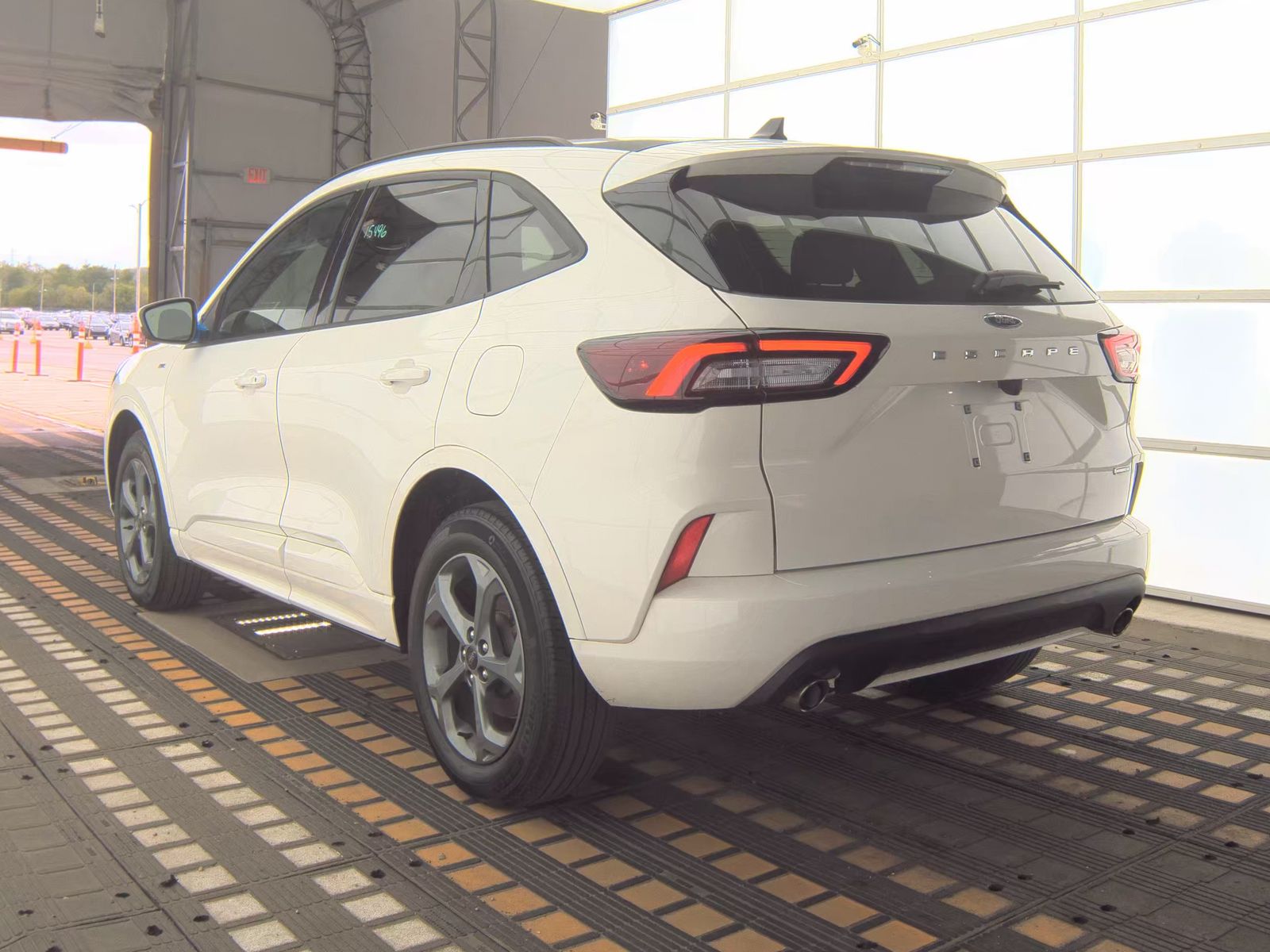 FORD ESCAPE - 7