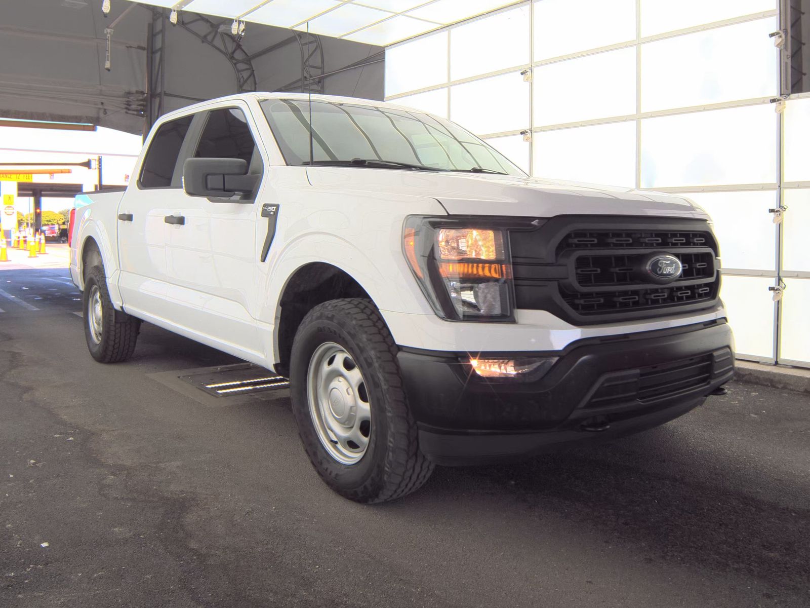FORD F-150 - 4