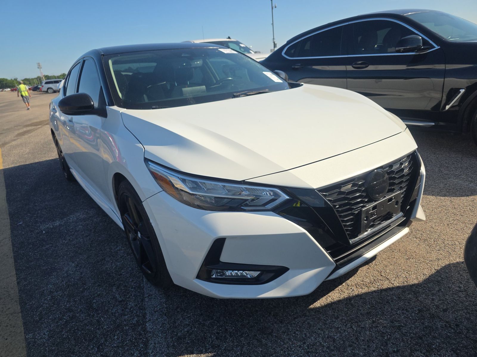 NISSAN SENTRA - 4