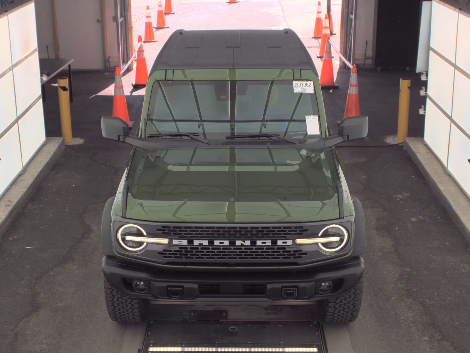 FORD BRONCO - 3