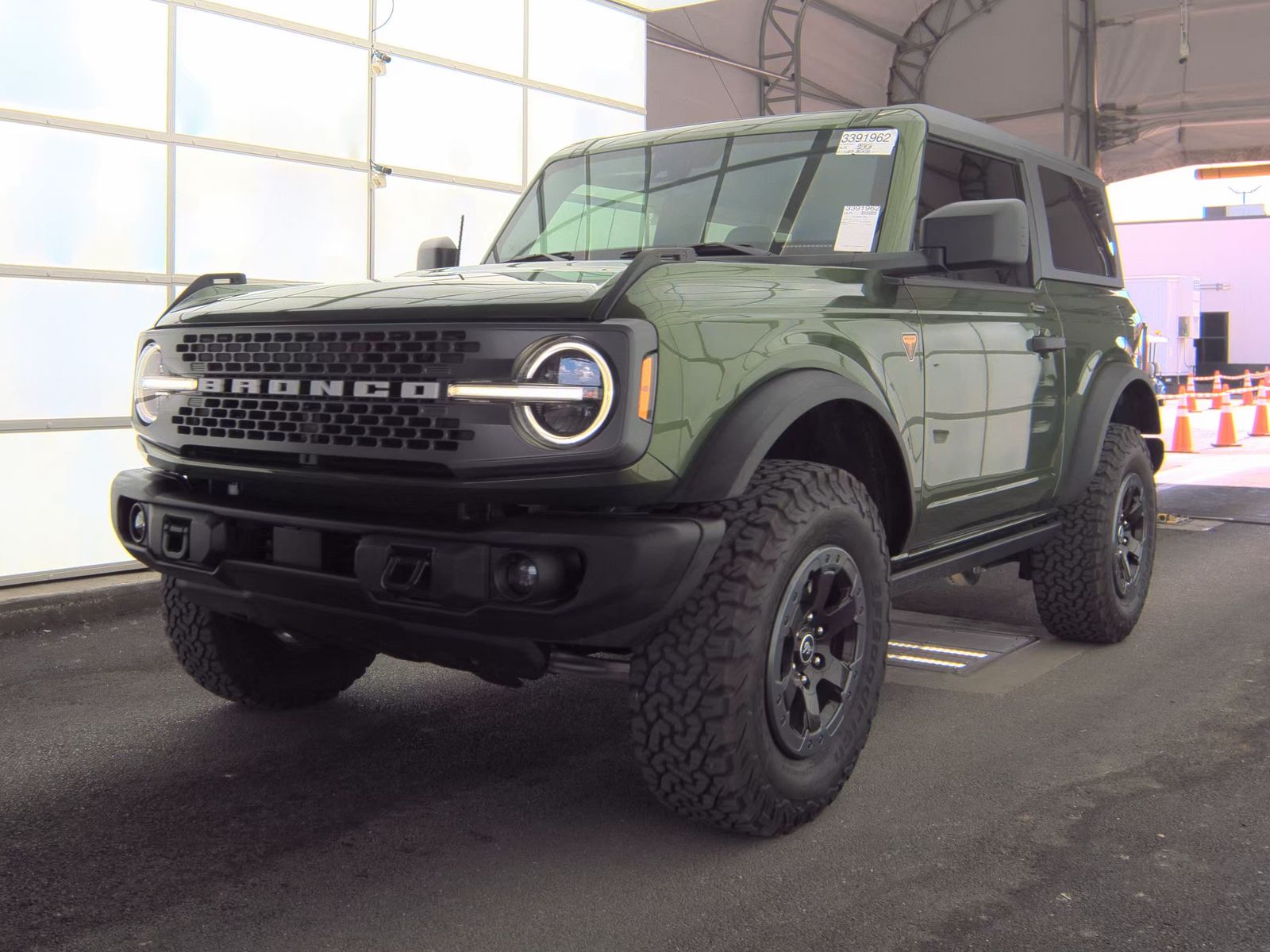 FORD BRONCO - 1
