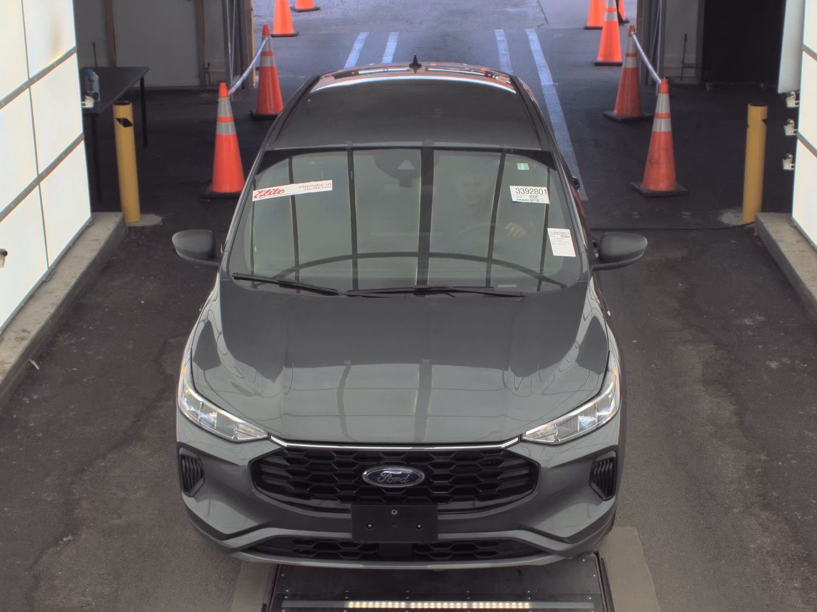 FORD ESCAPE - 3