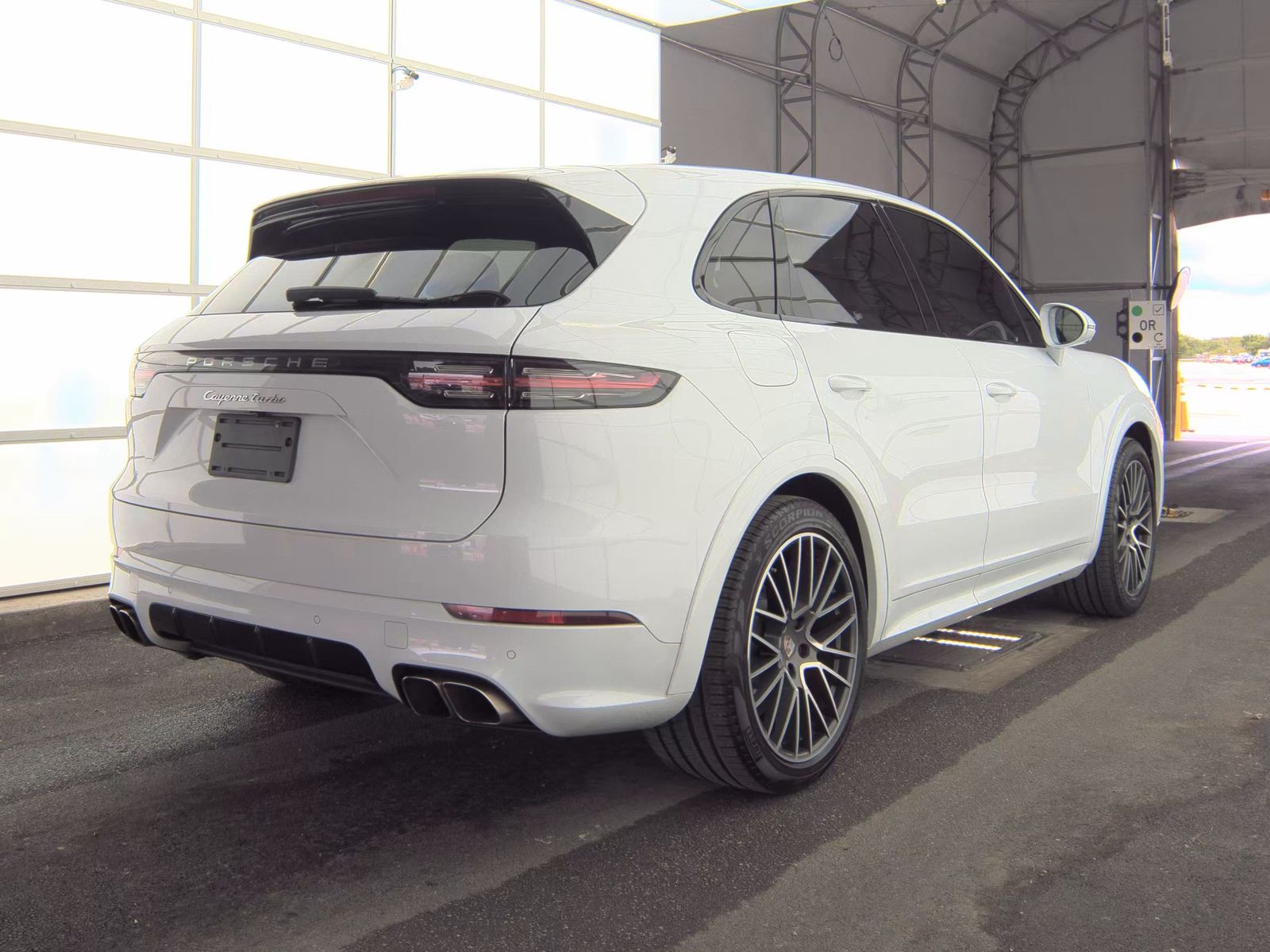PORSCHE CAYENNE - 5