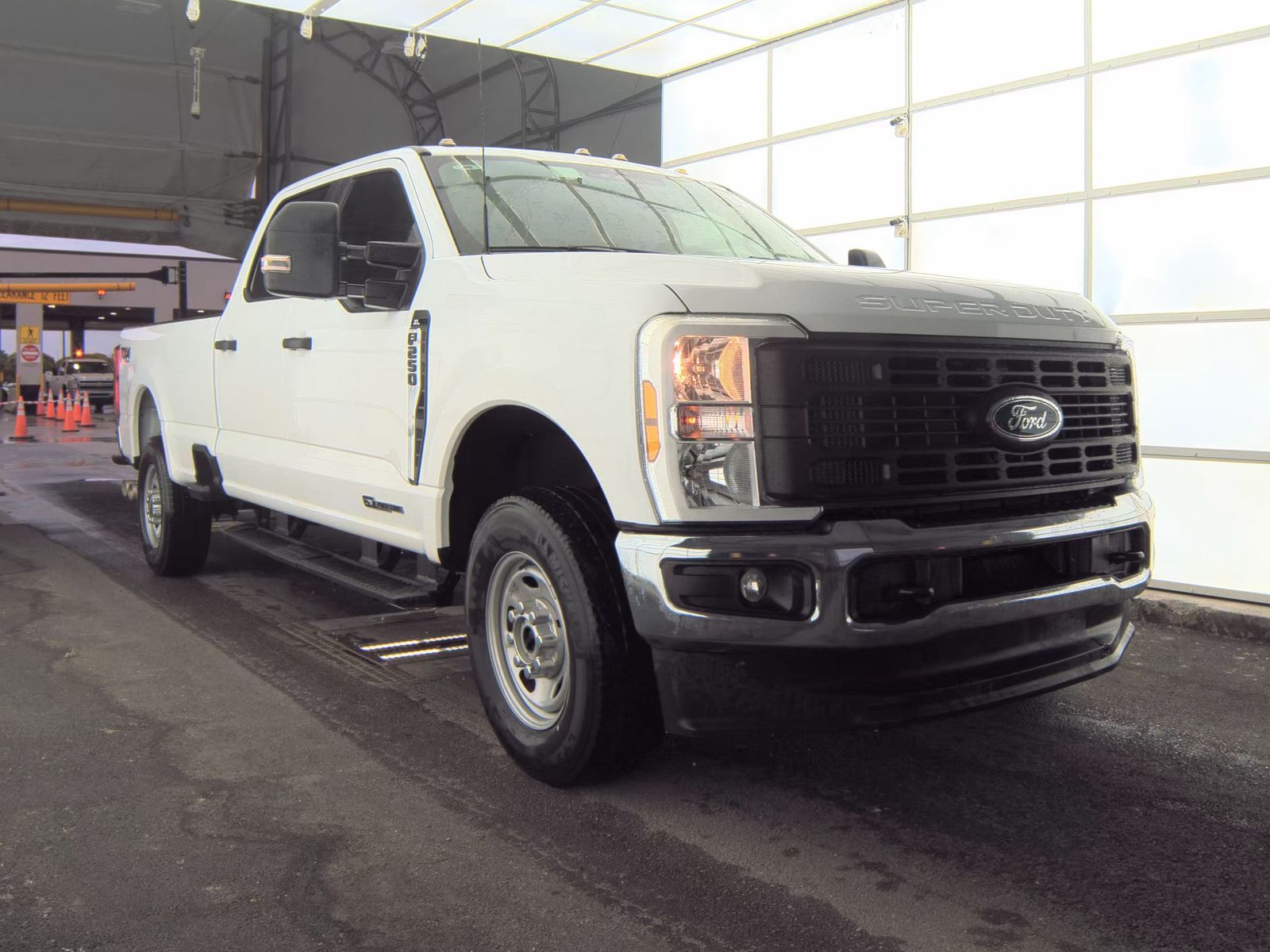 FORD F-250 - 4