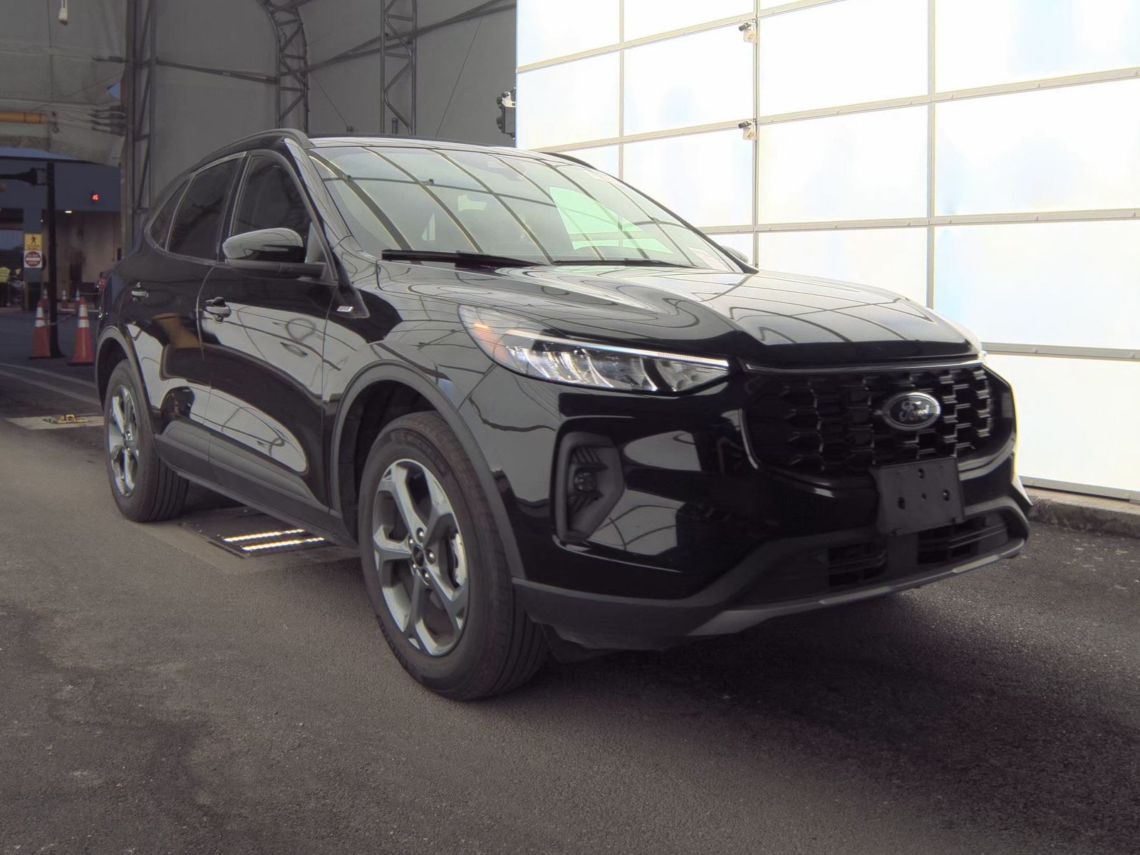 FORD ESCAPE - 4