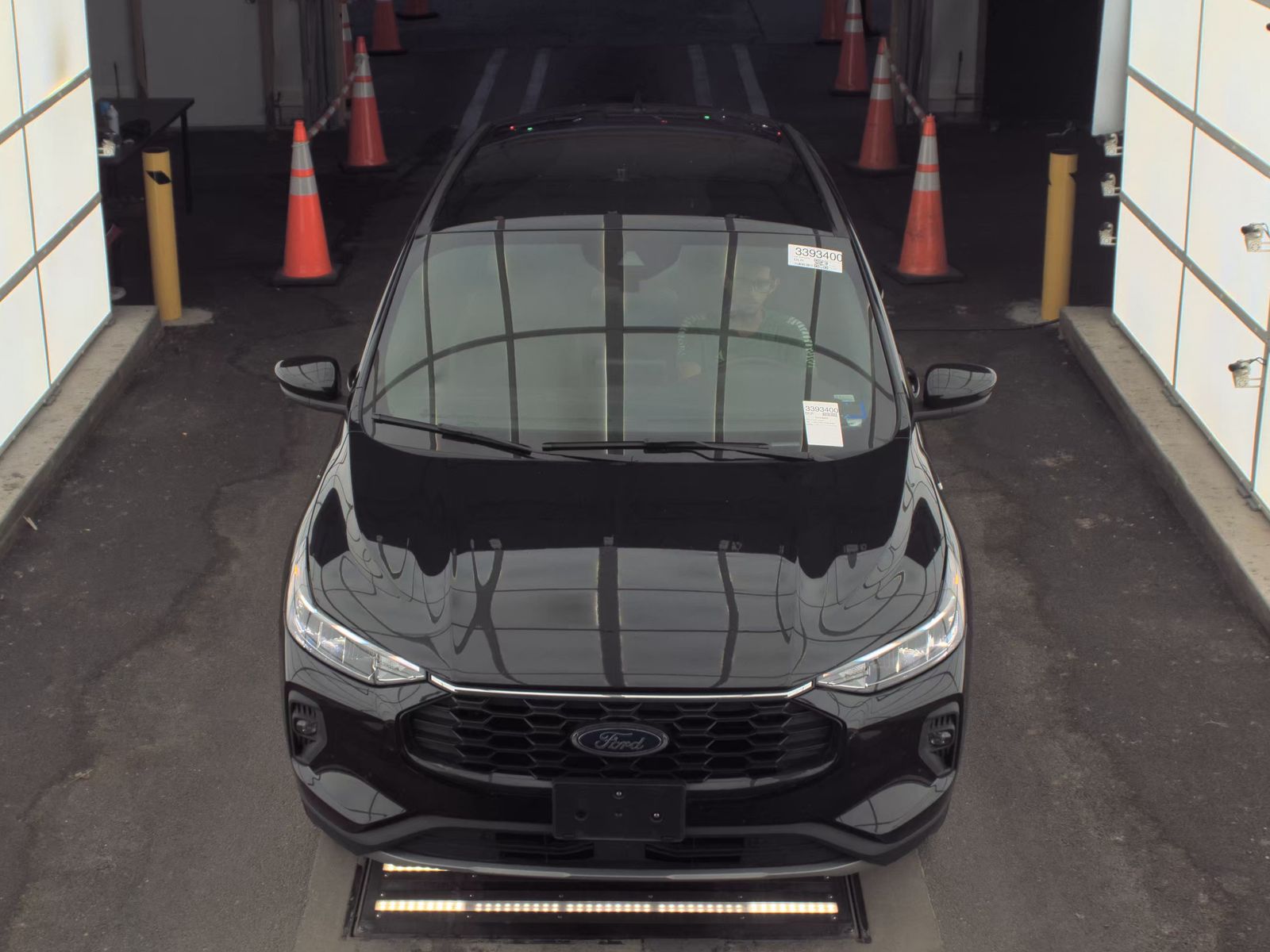 FORD ESCAPE - 3