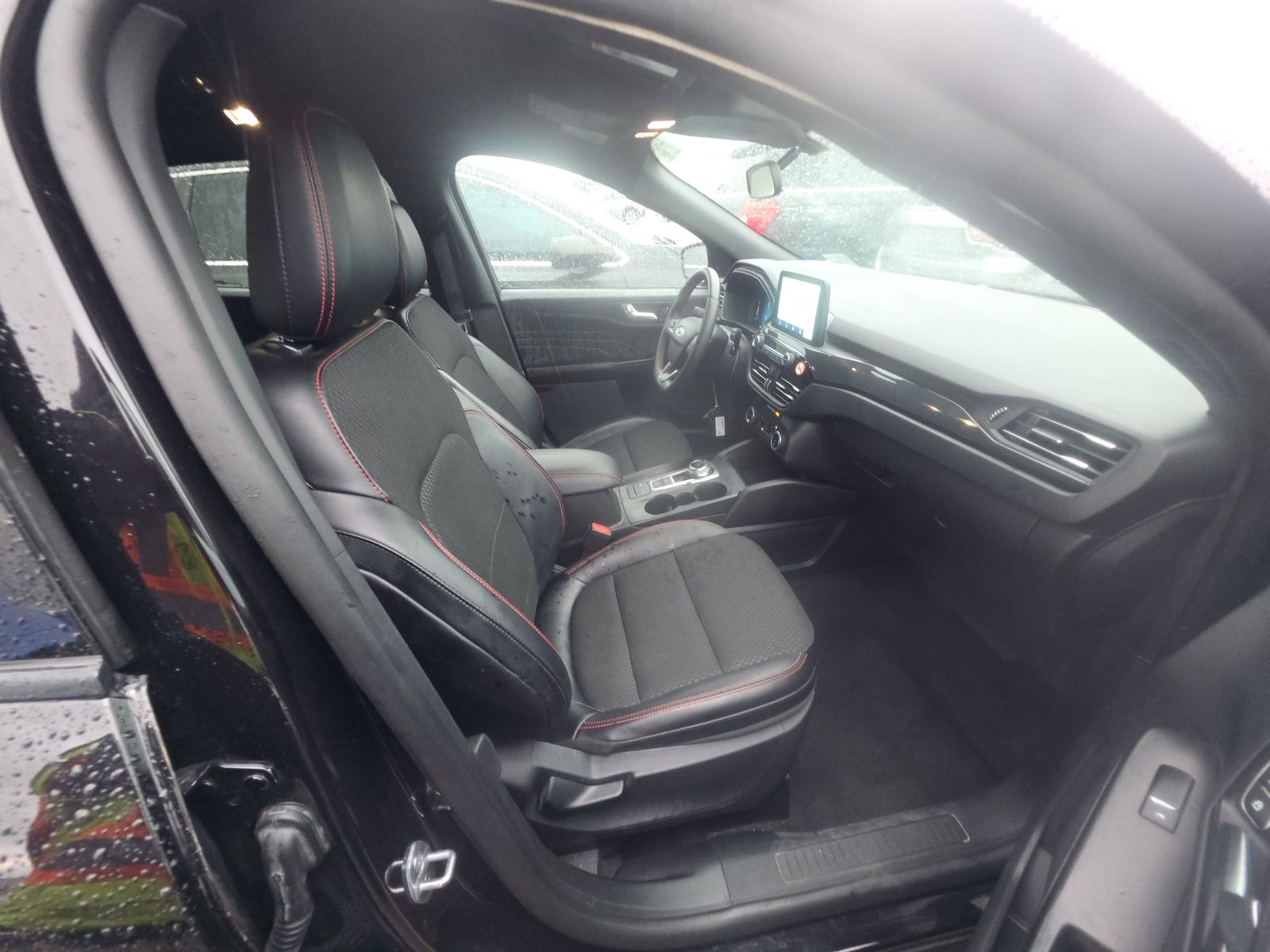 FORD ESCAPE - 9