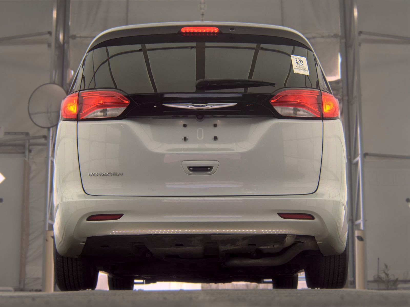 CHRYSLER VOYAGER - 8