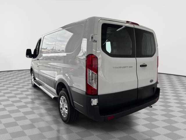 FORD TRANSIT 250 - 3