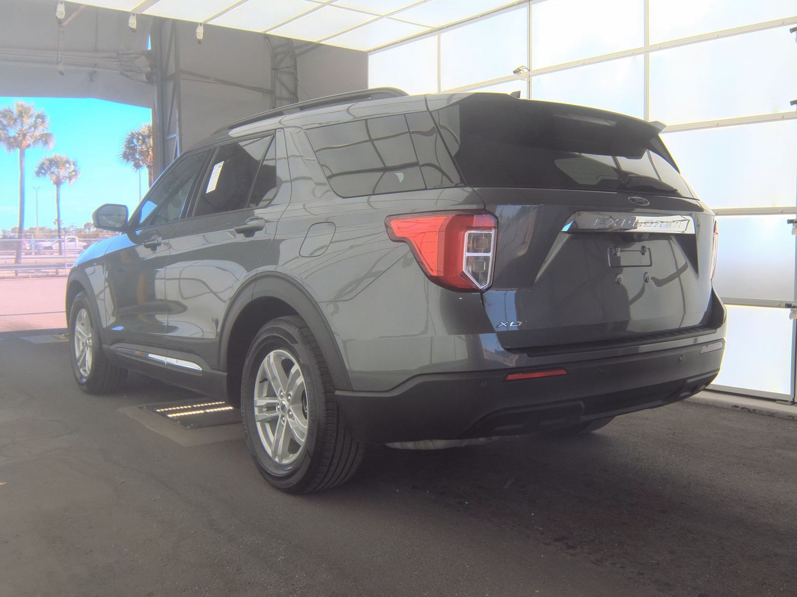 FORD EXPLORER - 7