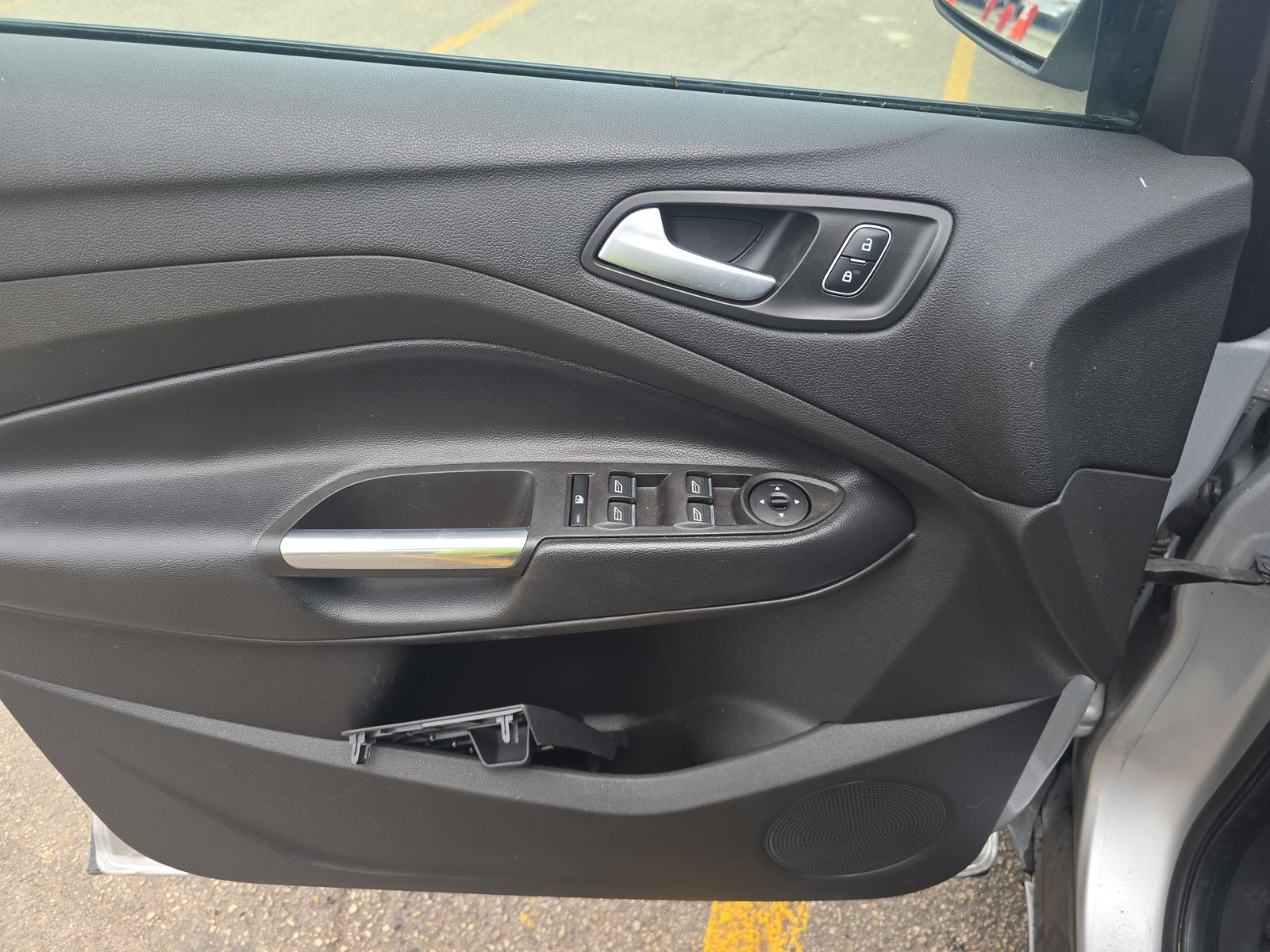 FORD ESCAPE - 10