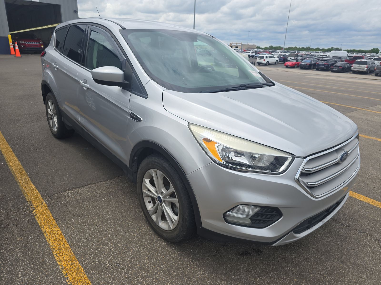 FORD ESCAPE - 4
