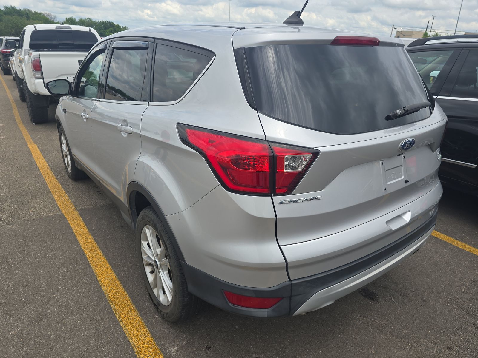 FORD ESCAPE - 7