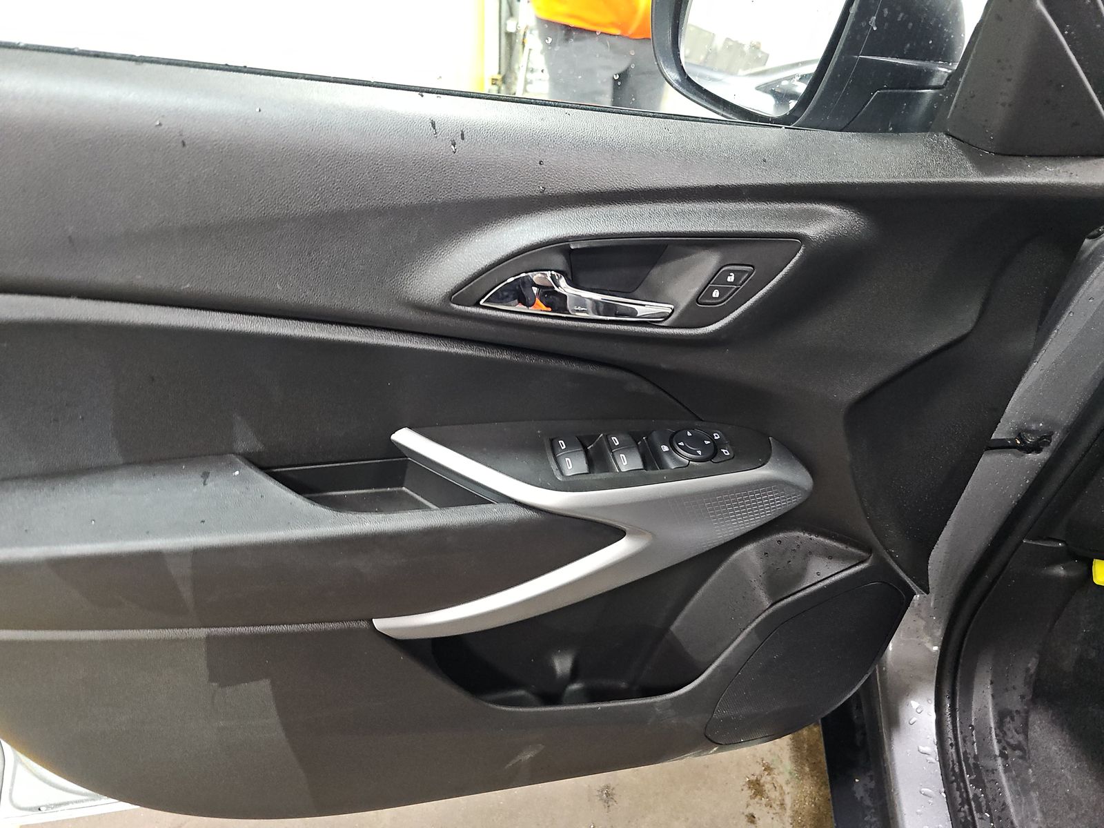 CHEVROLET TRAX - 10