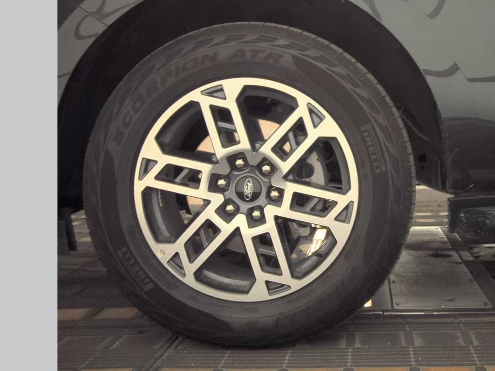 FORD EXPEDITION - 10