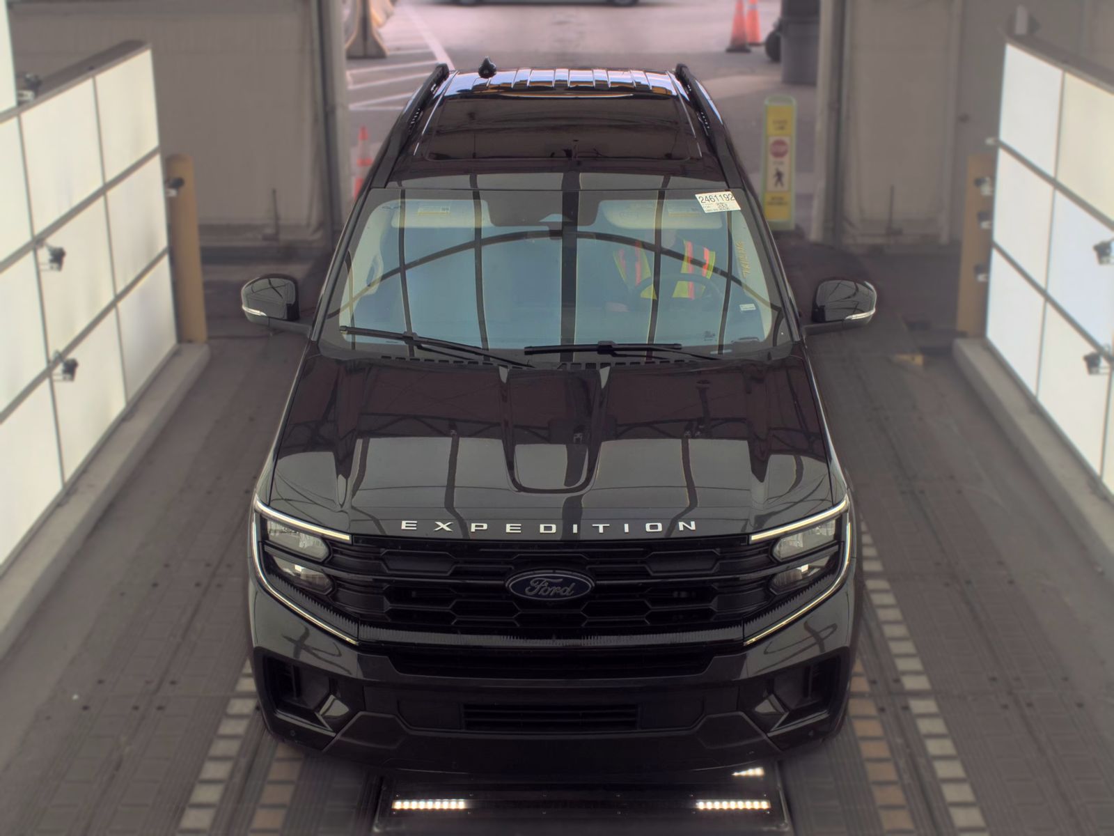 FORD EXPEDITION - 3