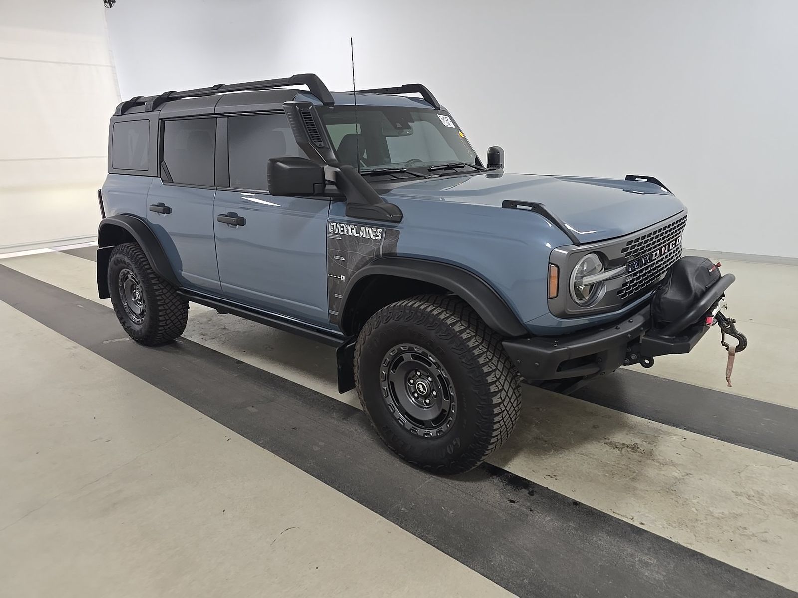 FORD BRONCO - 4