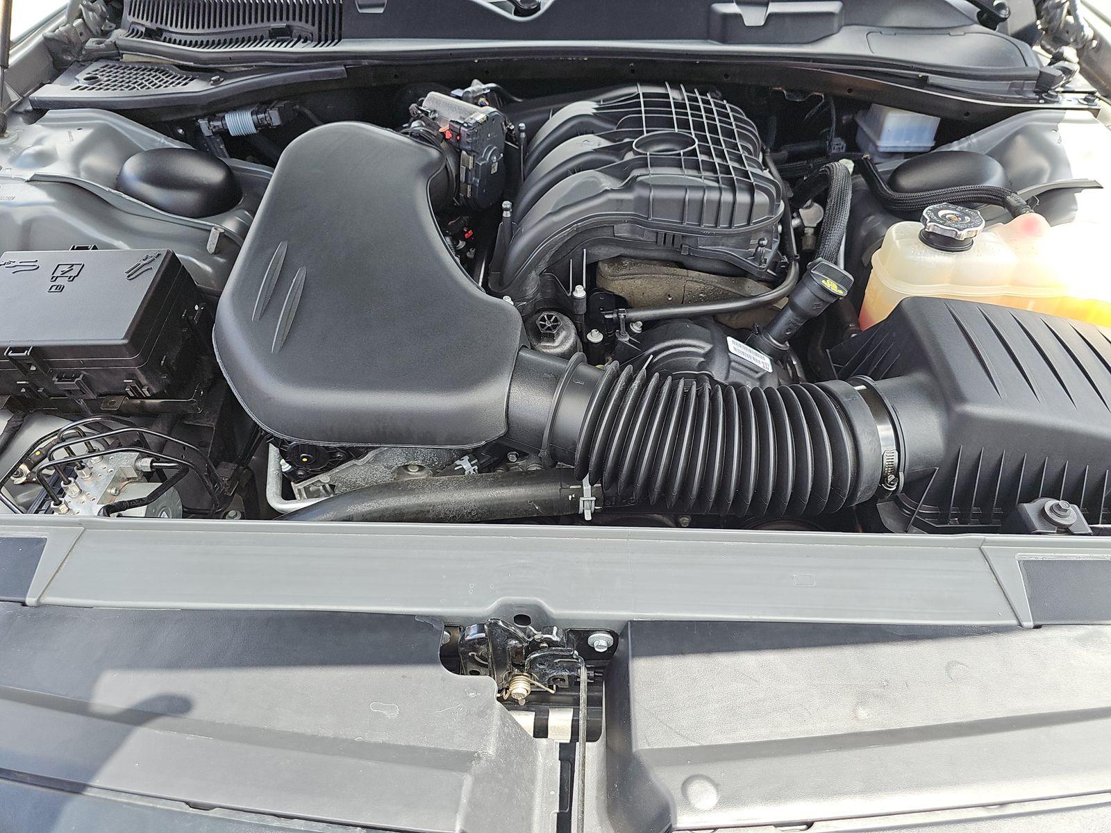 2023 Dodge Challenger SXT RWD