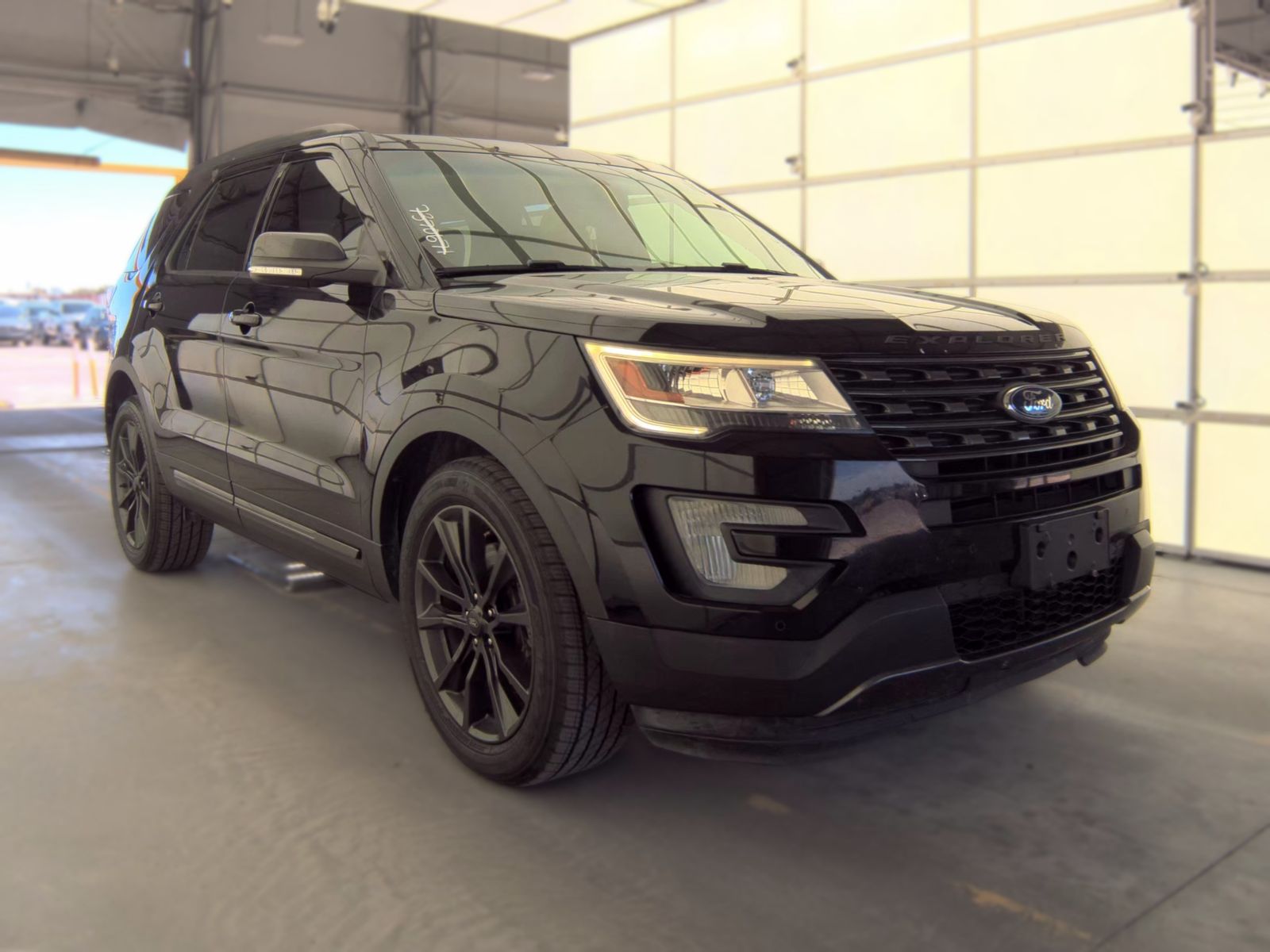 FORD EXPLORER - 5
