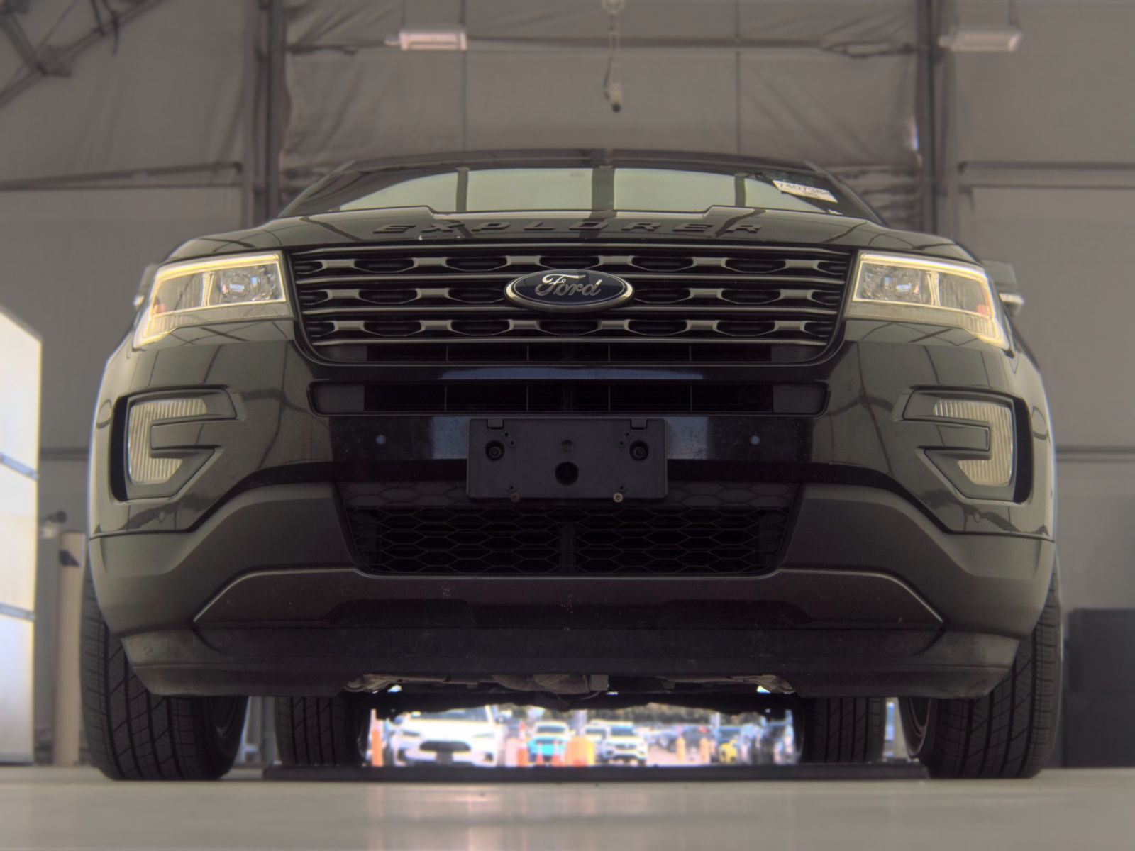 FORD EXPLORER - 4