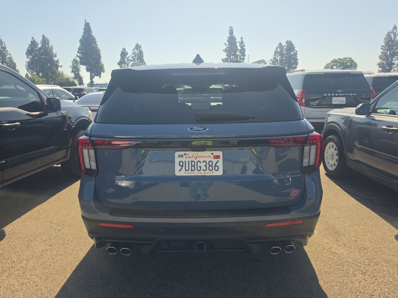 FORD EXPLORER - 6