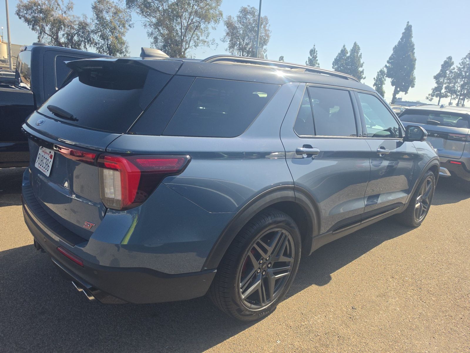 FORD EXPLORER - 5