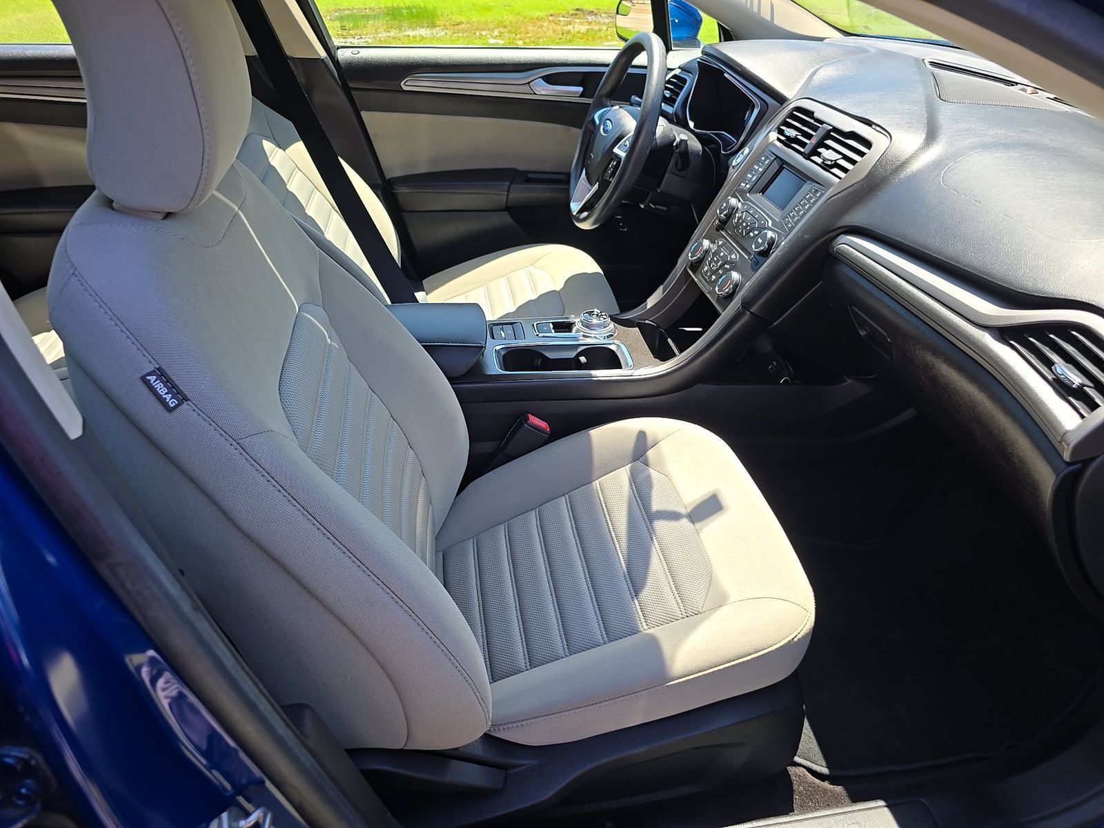 FORD FUSION - 9