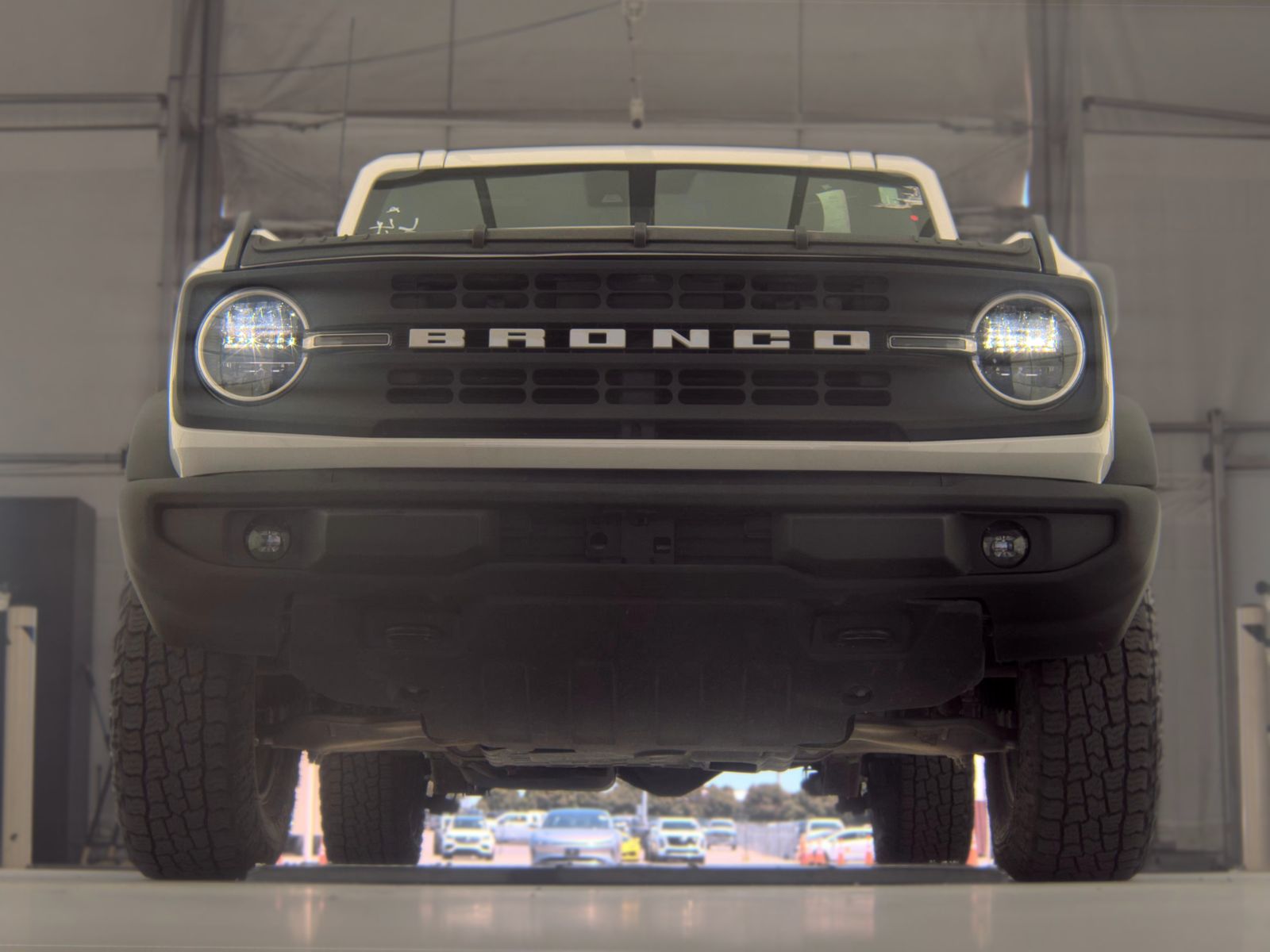 FORD BRONCO - 4