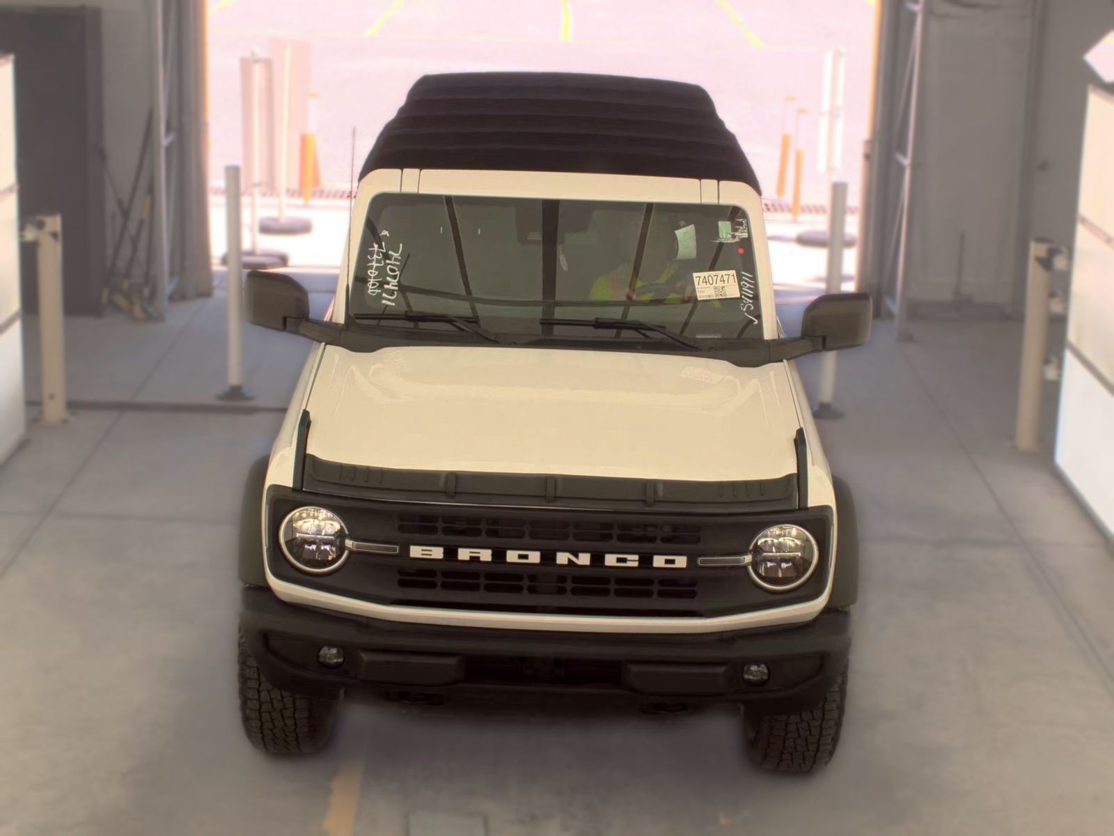 FORD BRONCO - 3