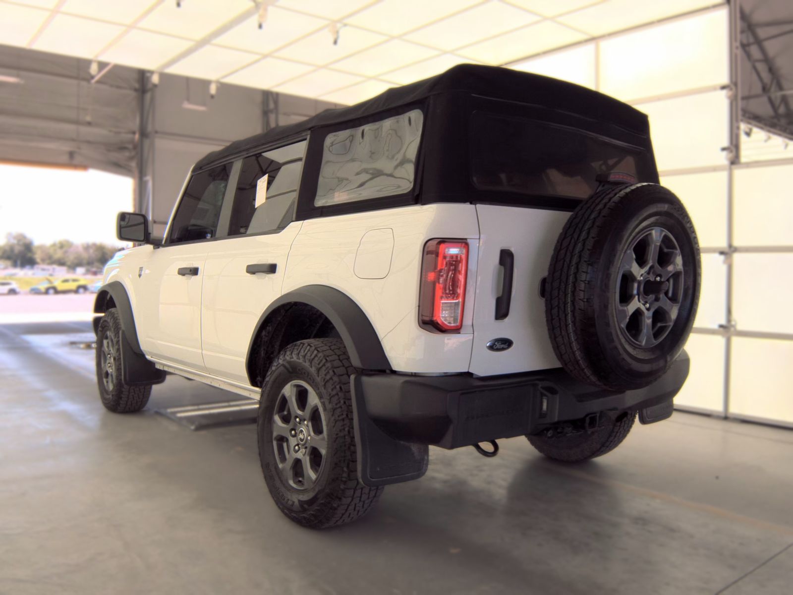 FORD BRONCO - 9