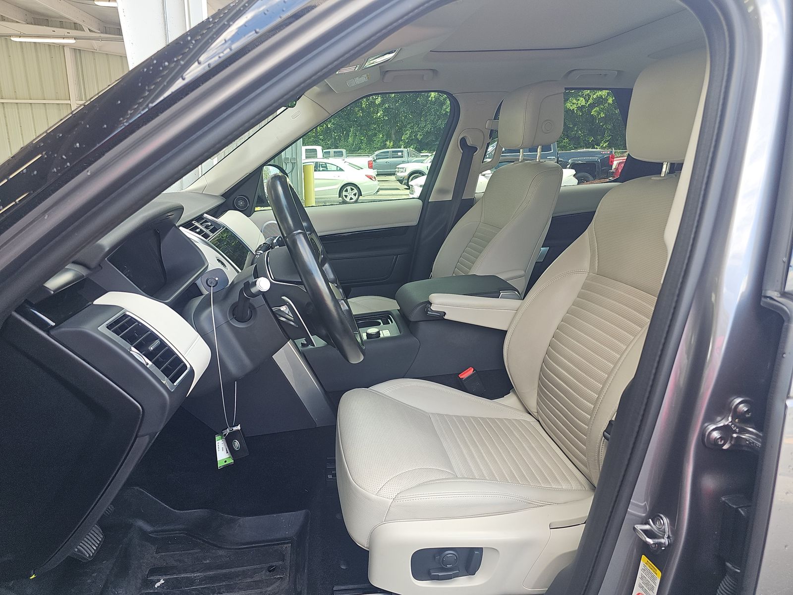 2022 Land Rover Discovery S AWD