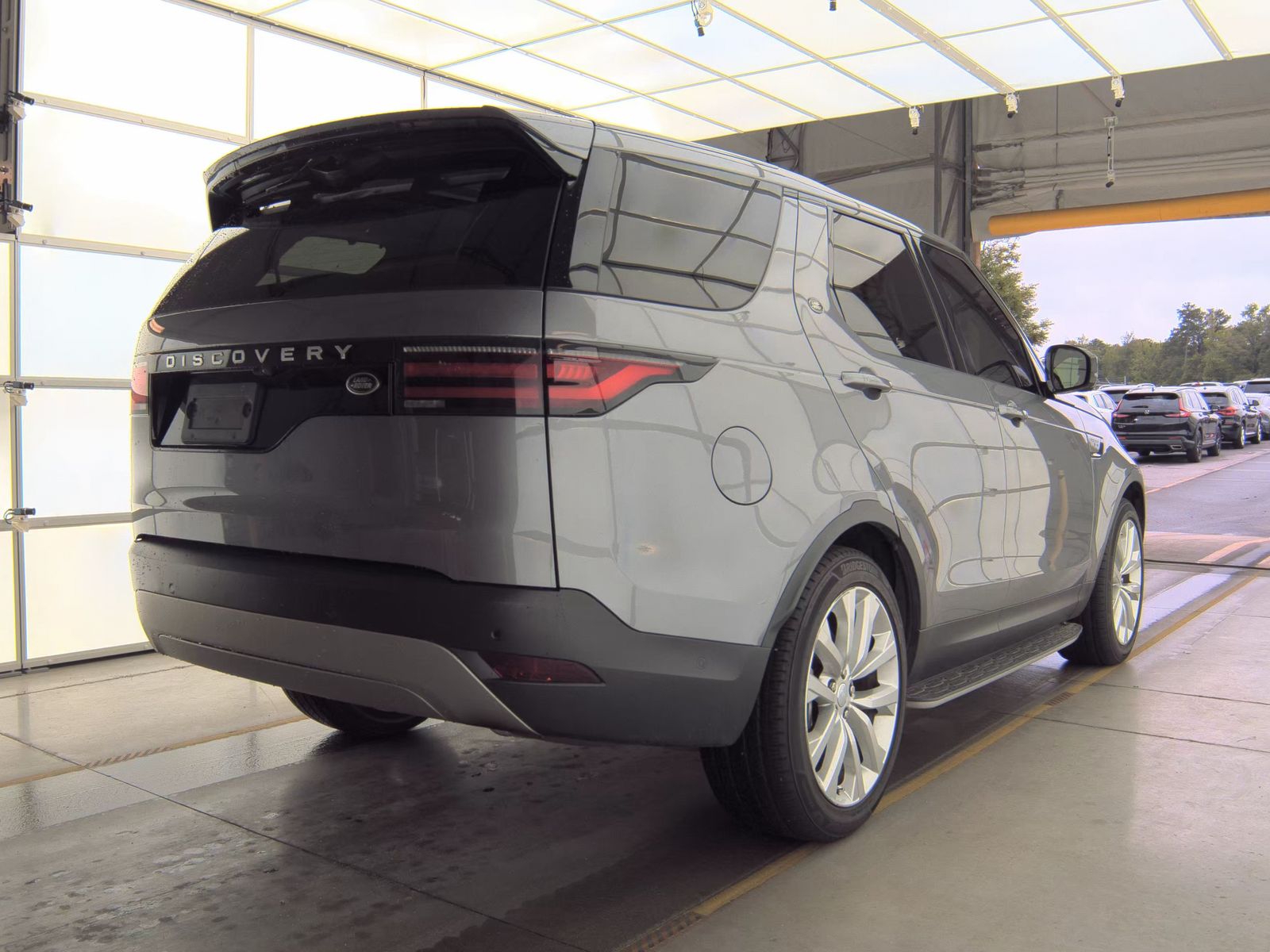 2022 Land Rover Discovery S AWD