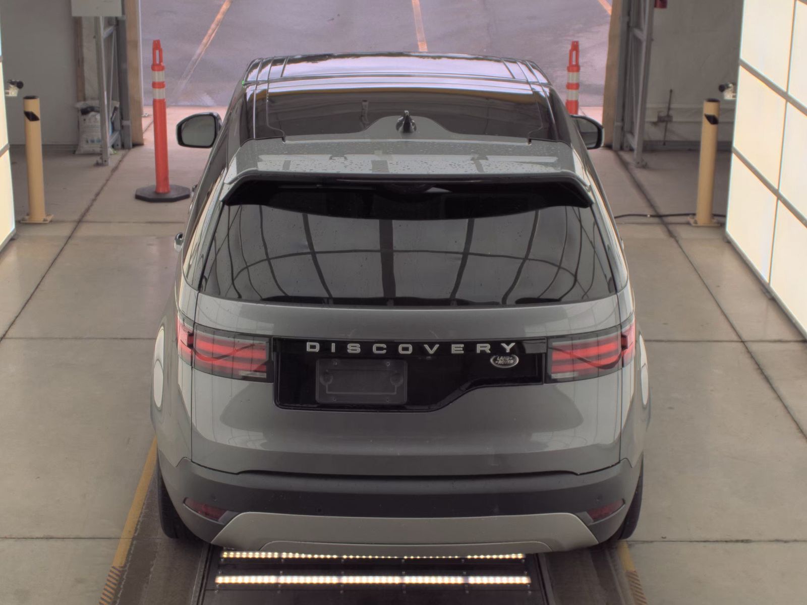 2022 Land Rover Discovery S AWD