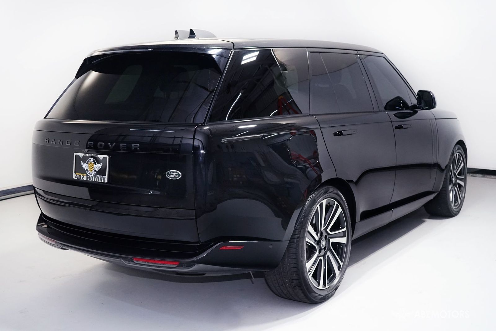 2023 Land Rover Range Rover SE AWD