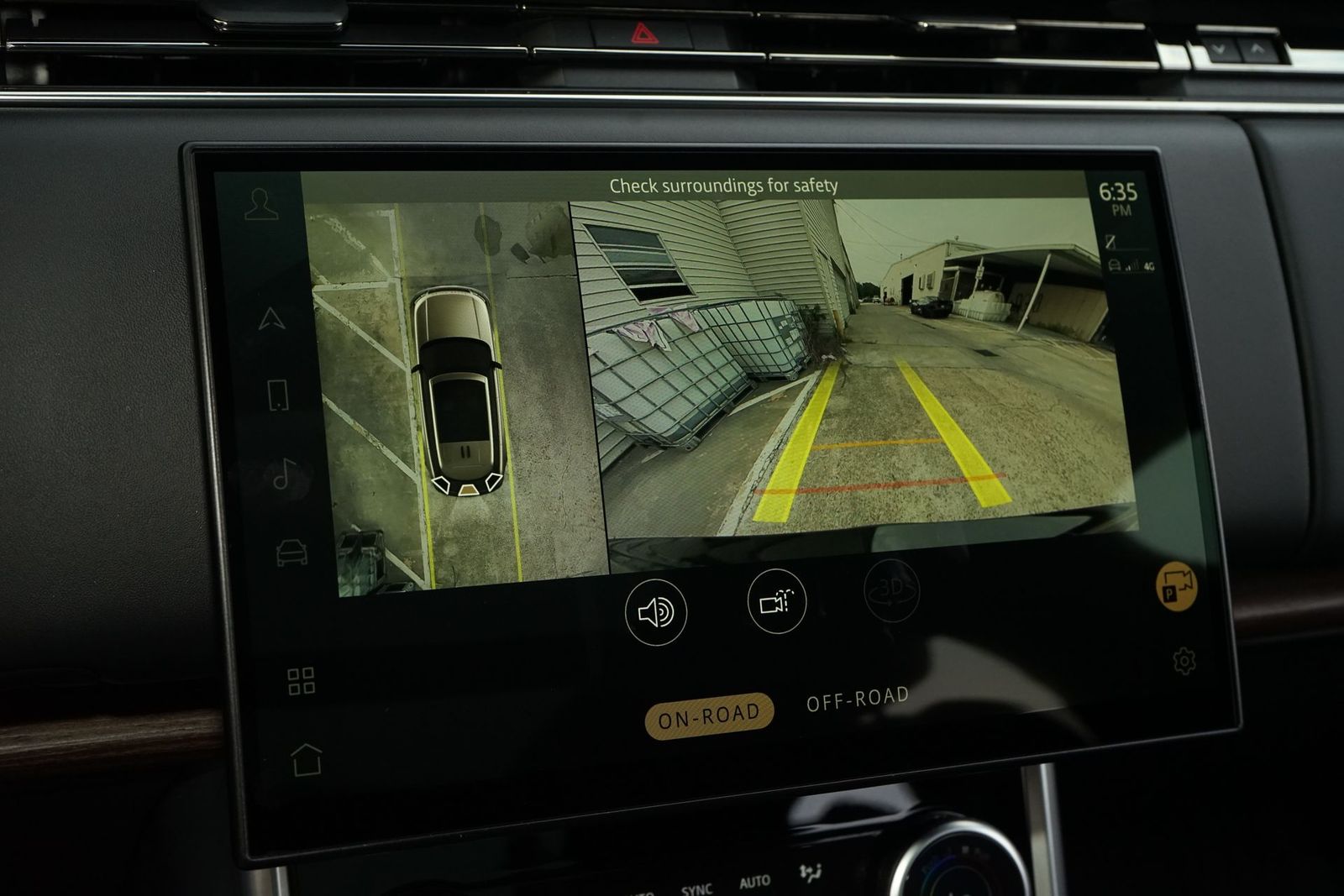 2023 Land Rover Range Rover SE AWD