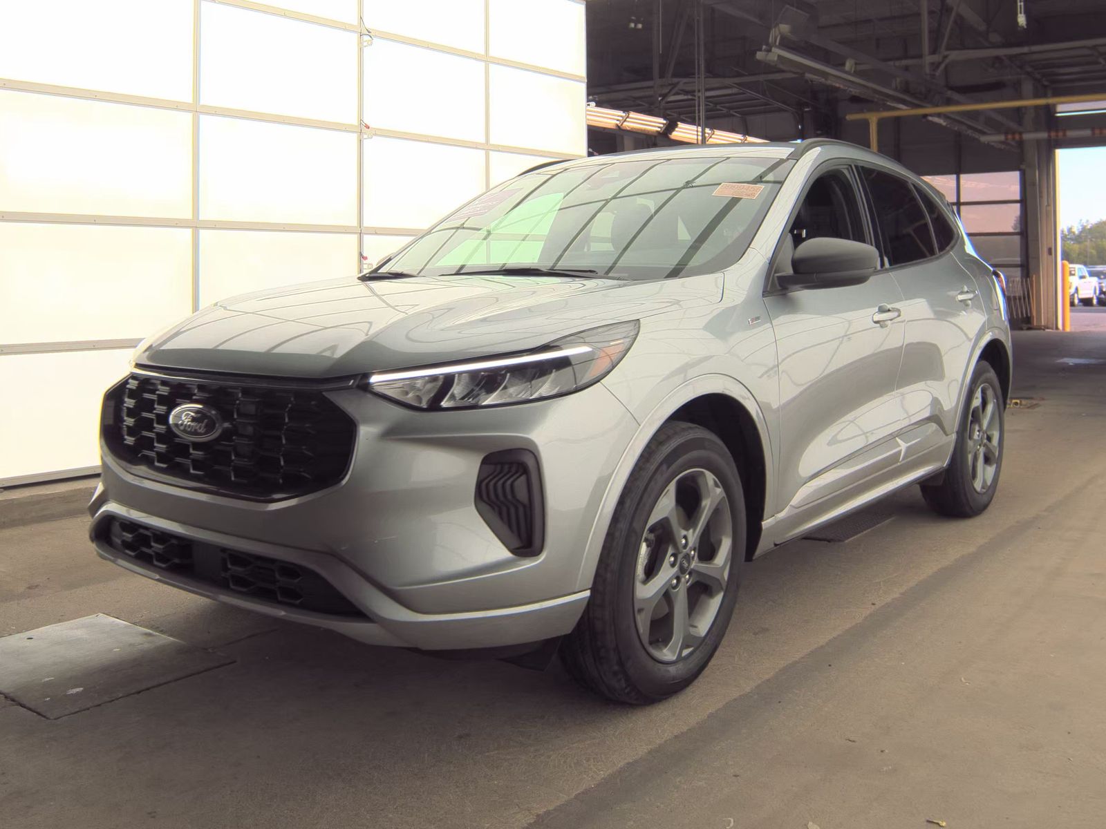 FORD ESCAPE - 1