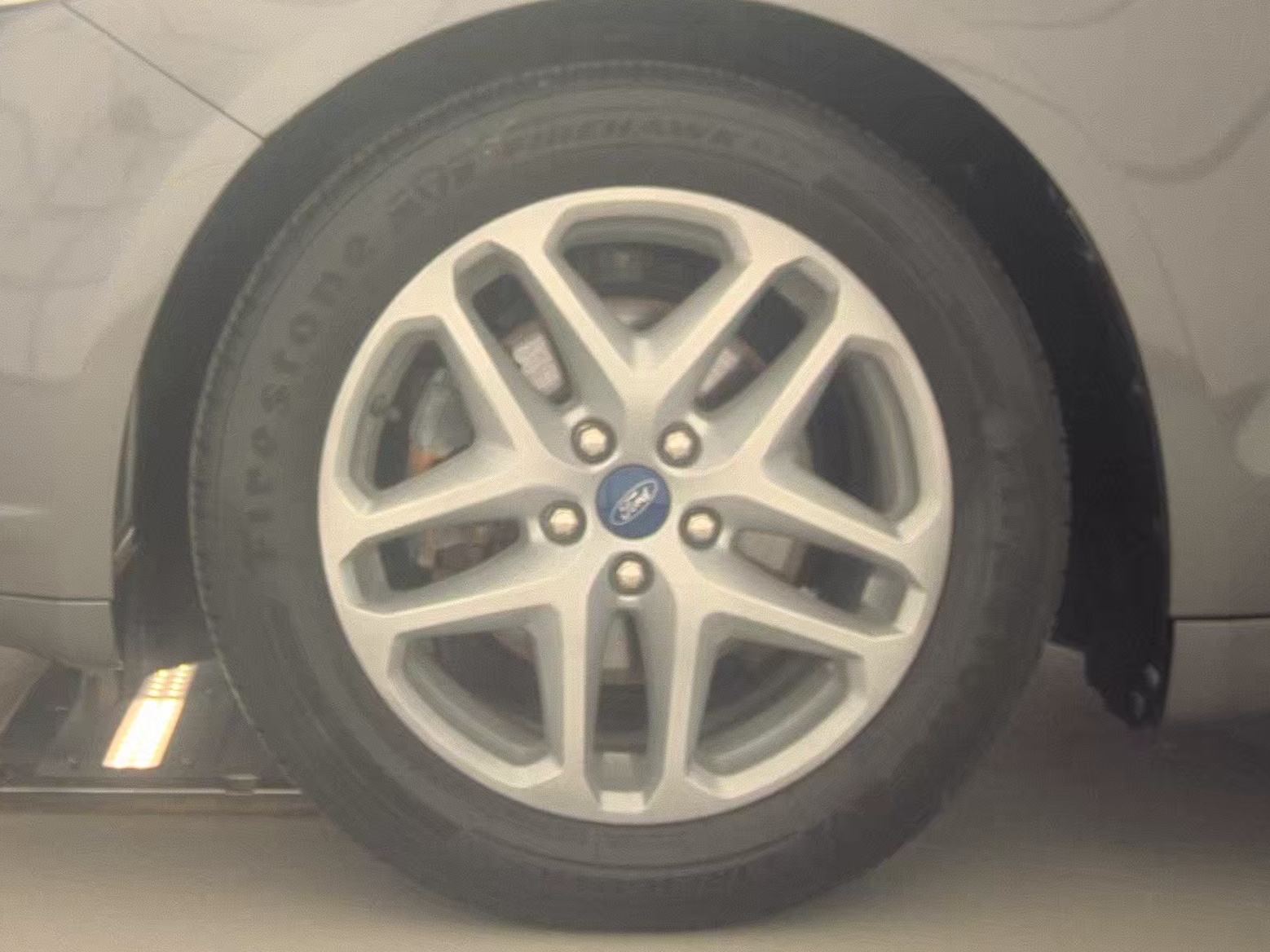 FORD FUSION - 10
