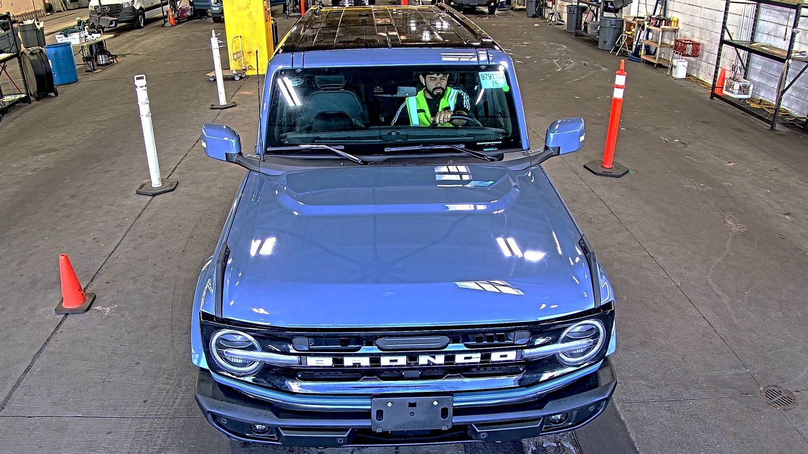 FORD BRONCO - 3