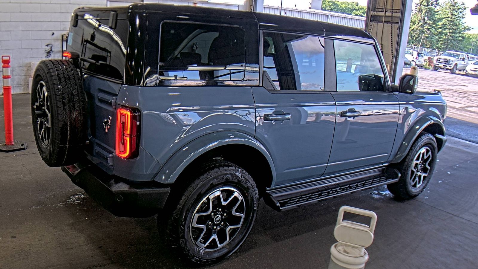 FORD BRONCO - 5