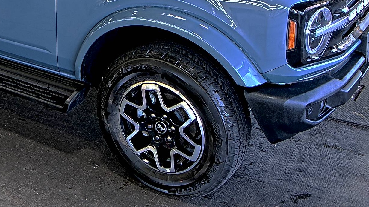 FORD BRONCO - 9