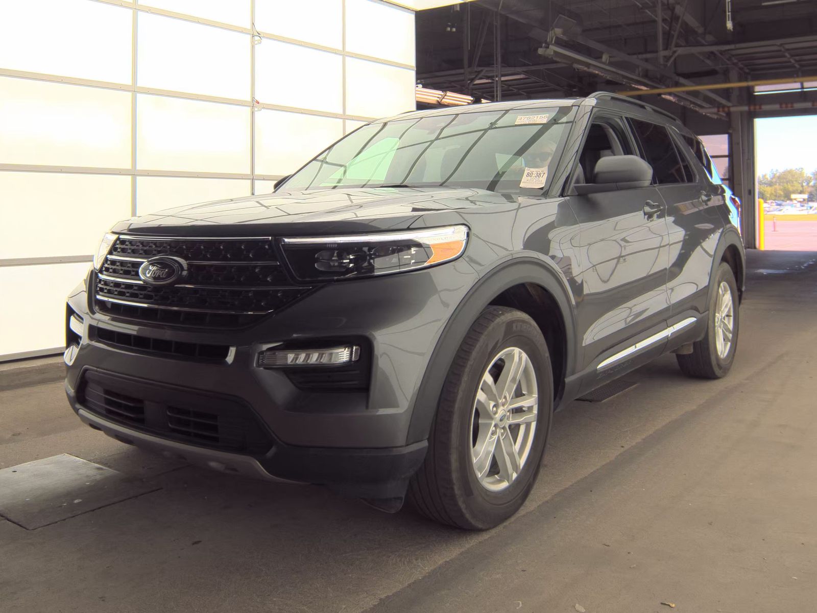 2023 Ford Explorer XLT AWD