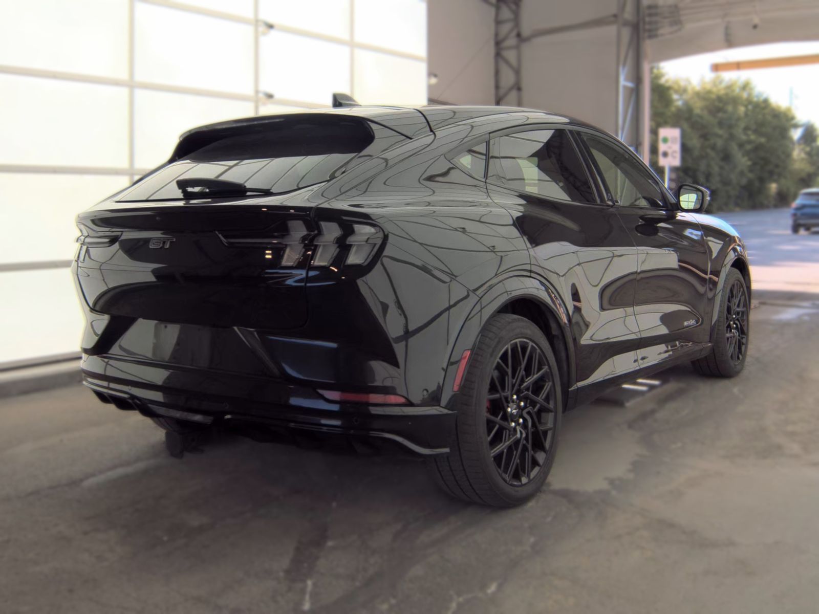FORD MUSTANG MACH-E - 6