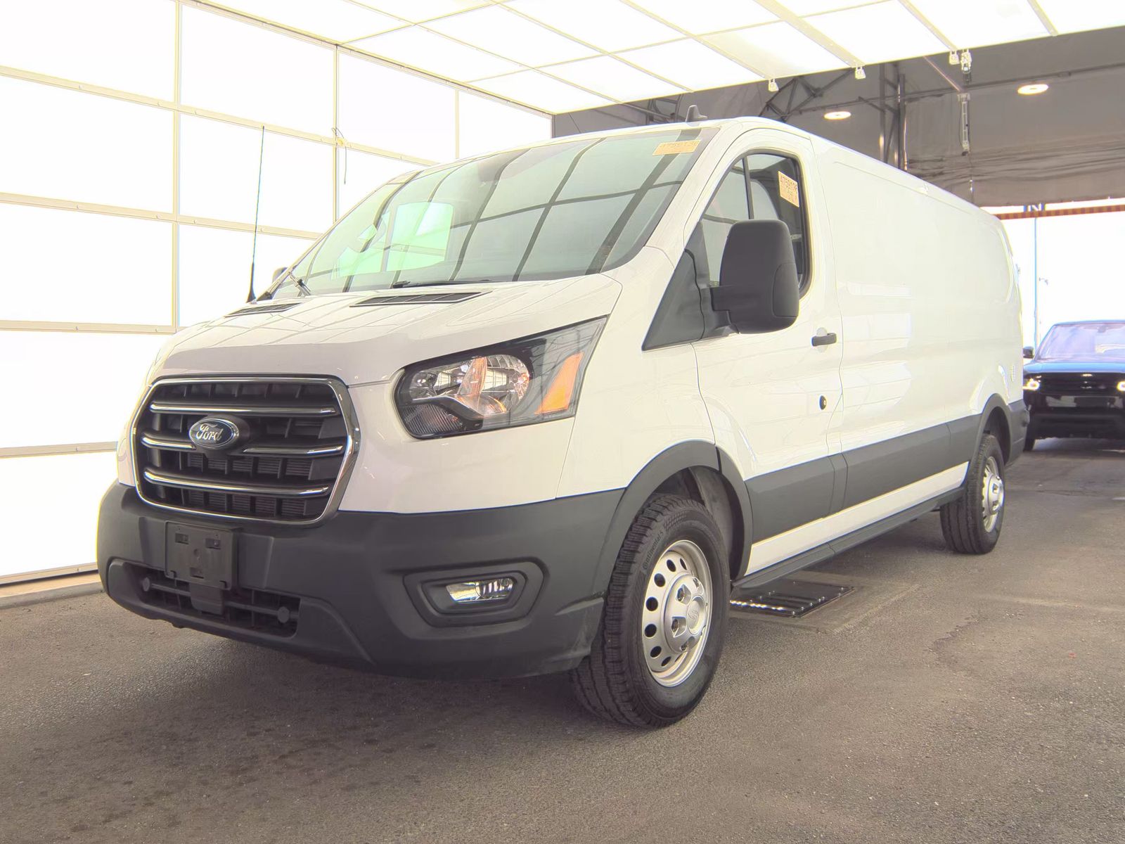 FORD TRANSIT 150 - 1