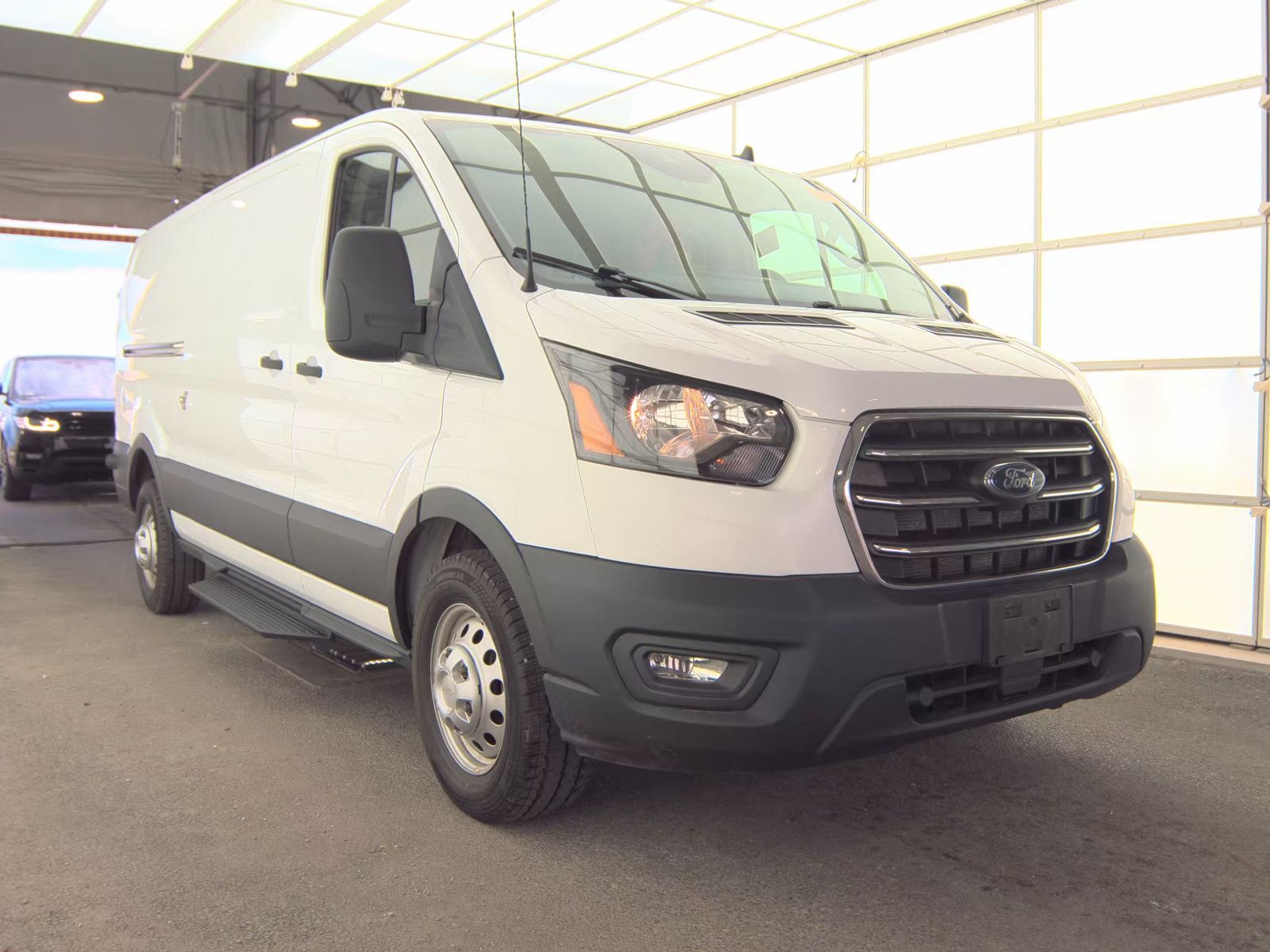 FORD TRANSIT 150 - 5