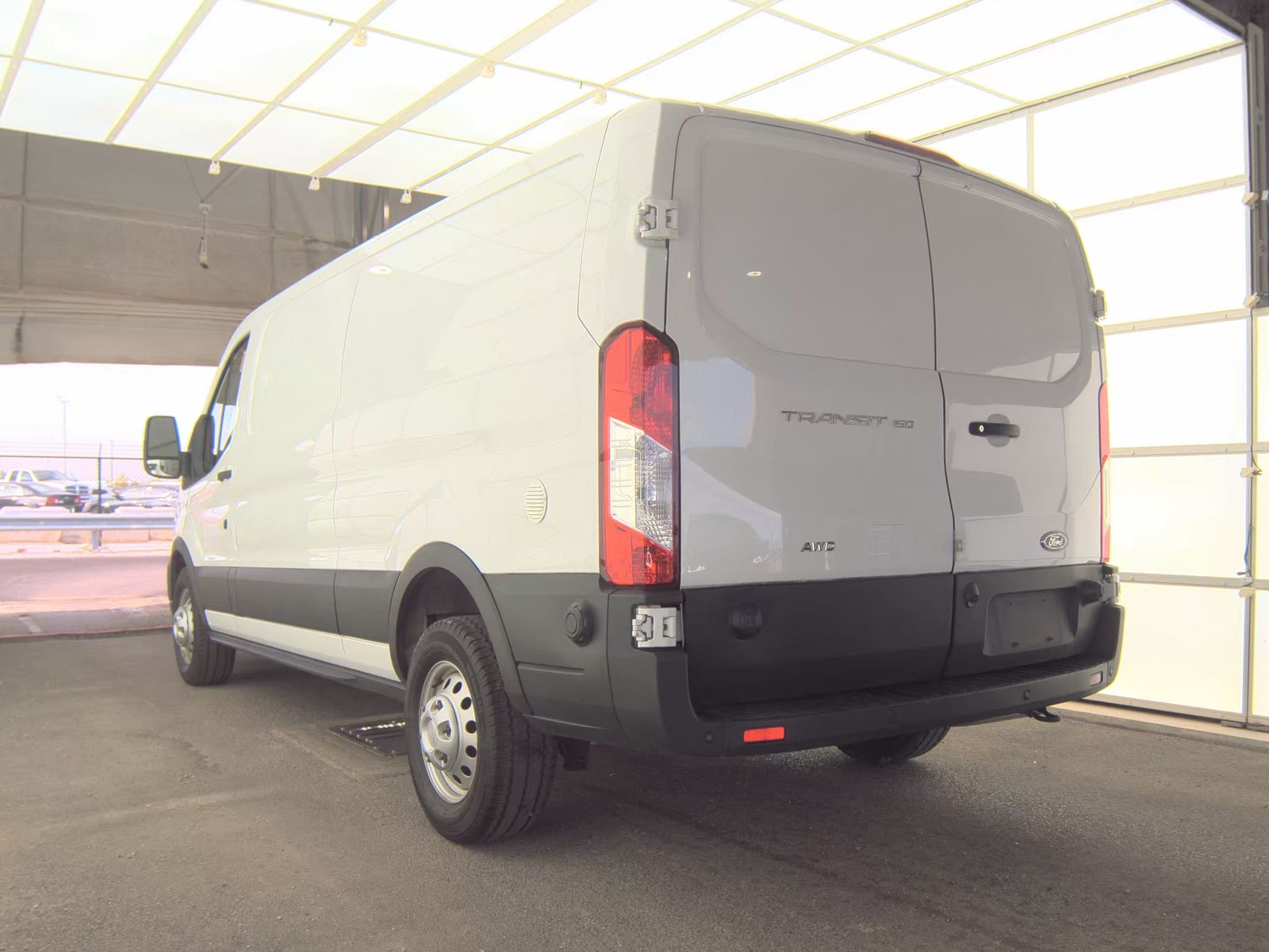 FORD TRANSIT 150 - 9